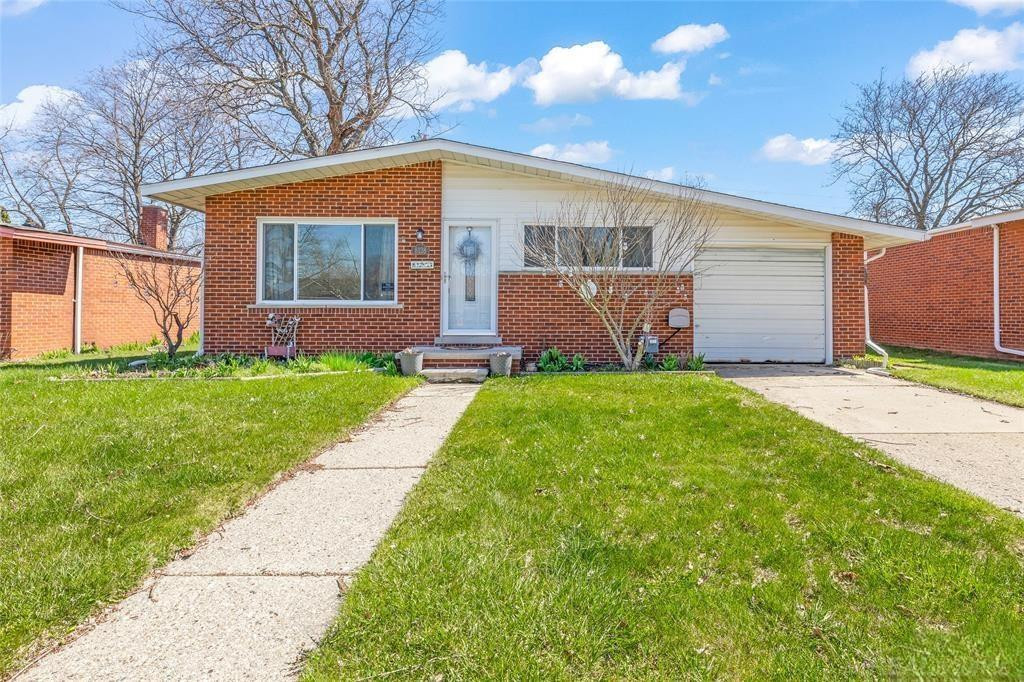 8138 Hillcrest Boulevard, MI, MI