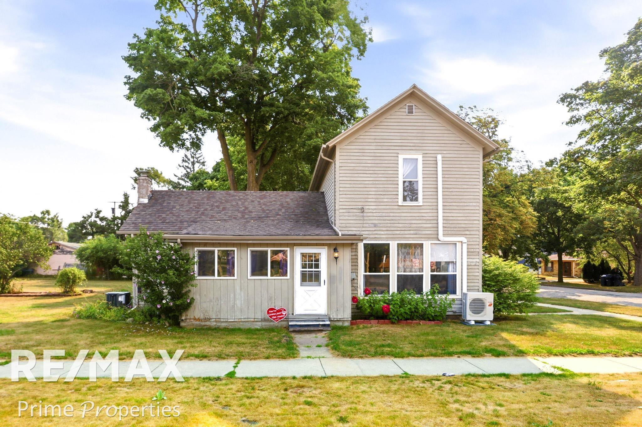 201 S Almer Street, Caro, MI 48723