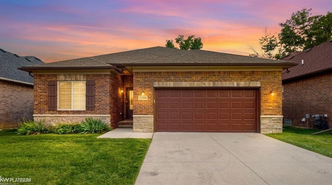 15300 Eton Pointe Drive, Clinton Twp, MI 48035