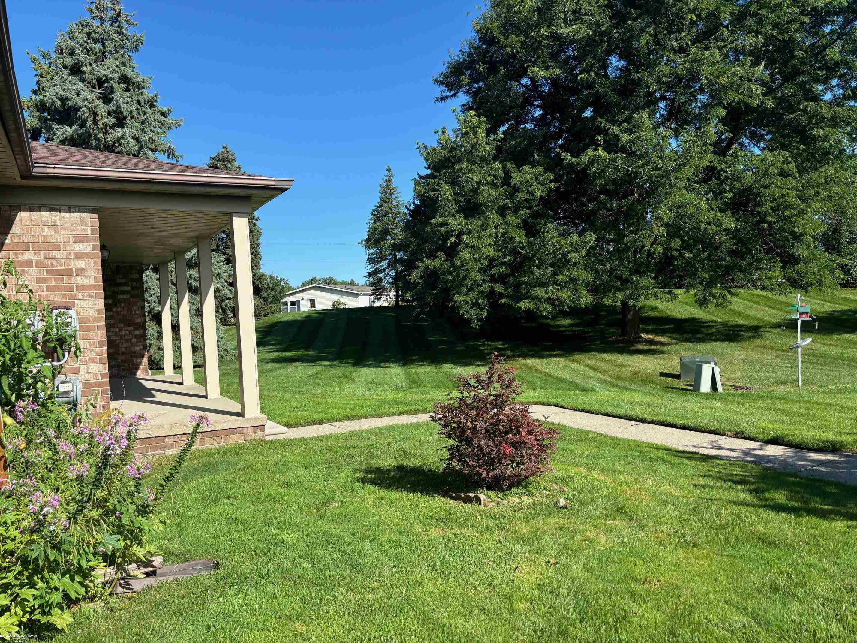 49850 Potomac Court, Utica, MI 48315