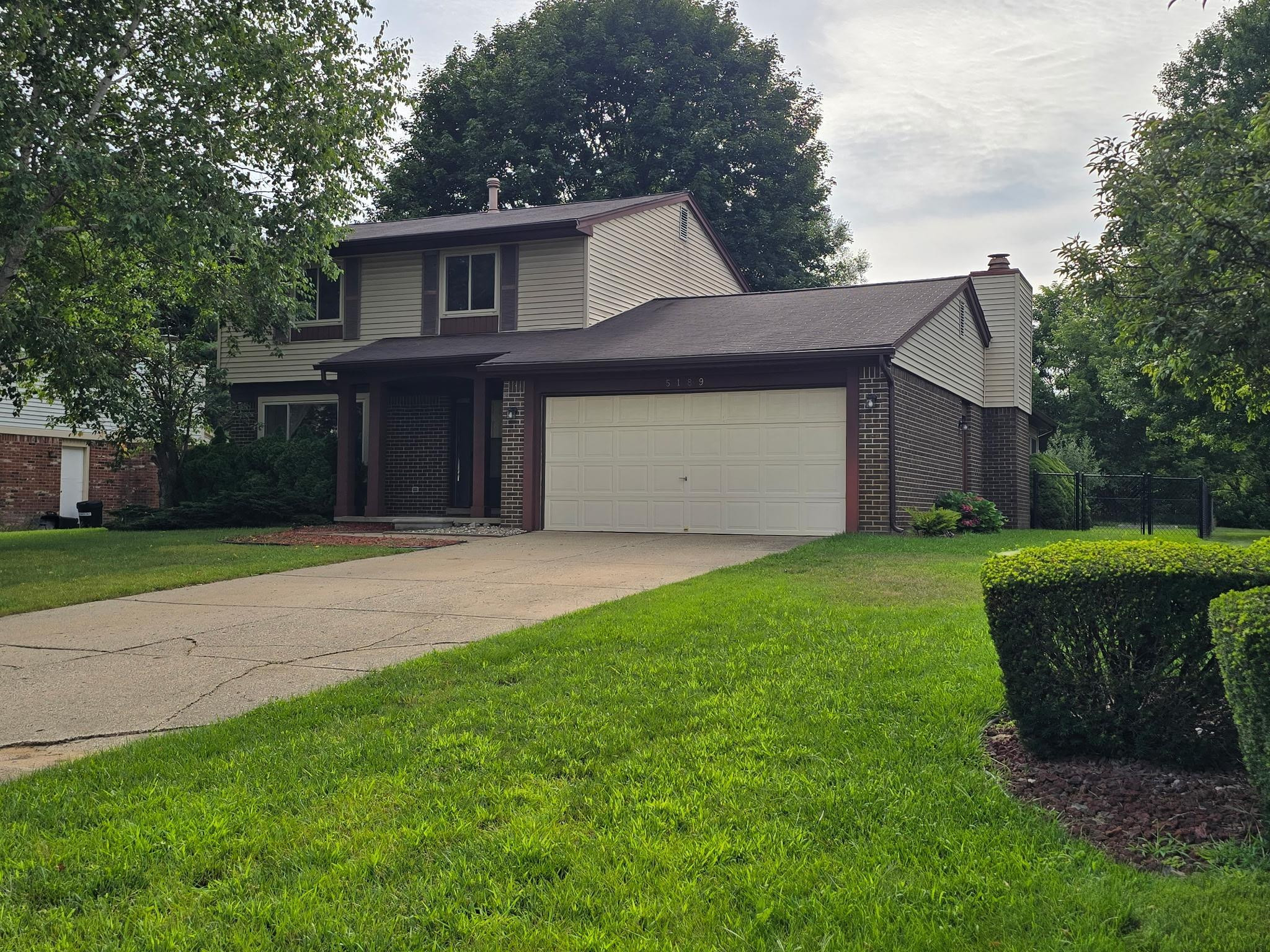 5189 Old Cove Road, Clarkston, MI