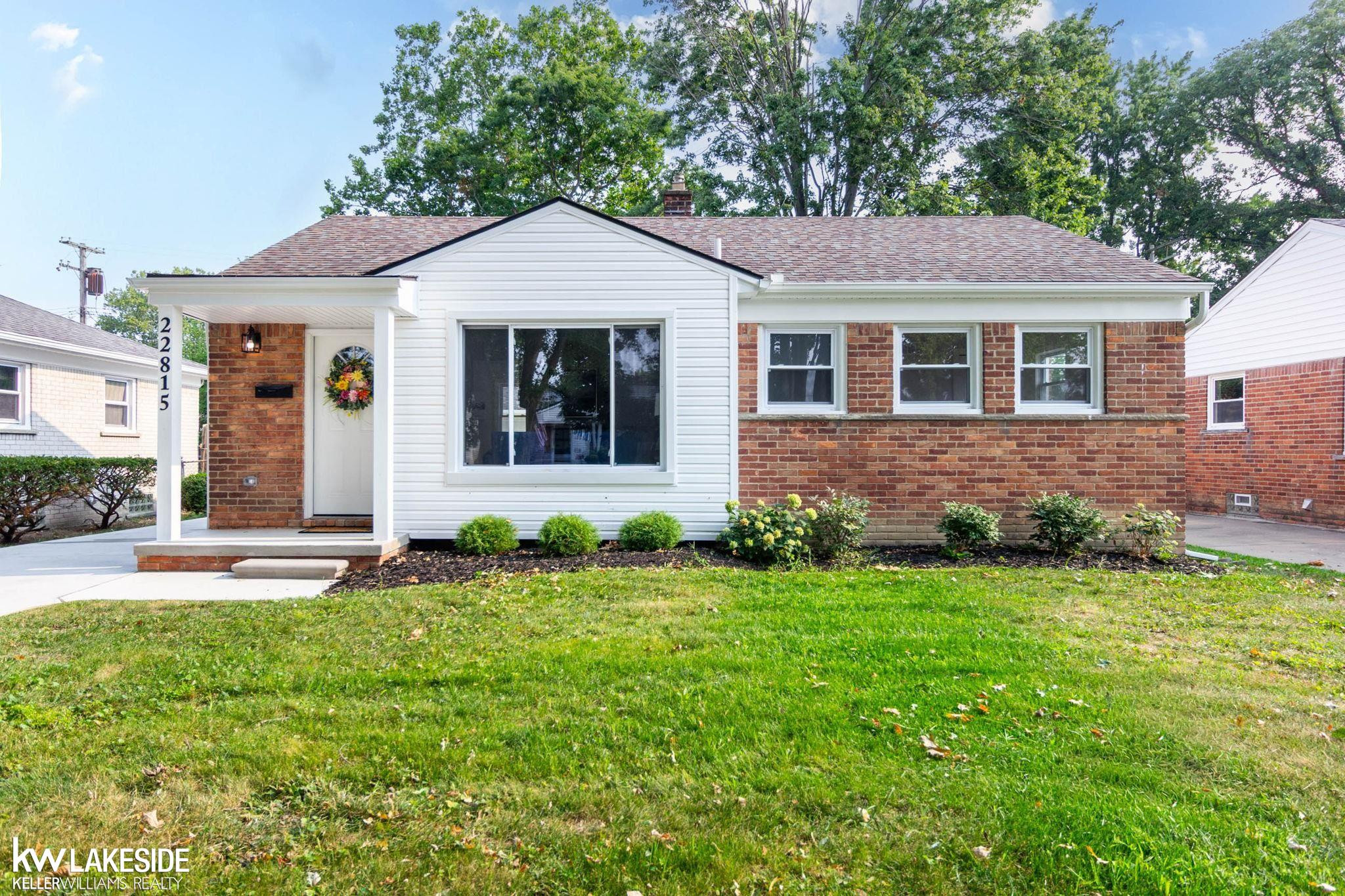 22815 Carolina Street, Saint Clair Shores, MI 48080