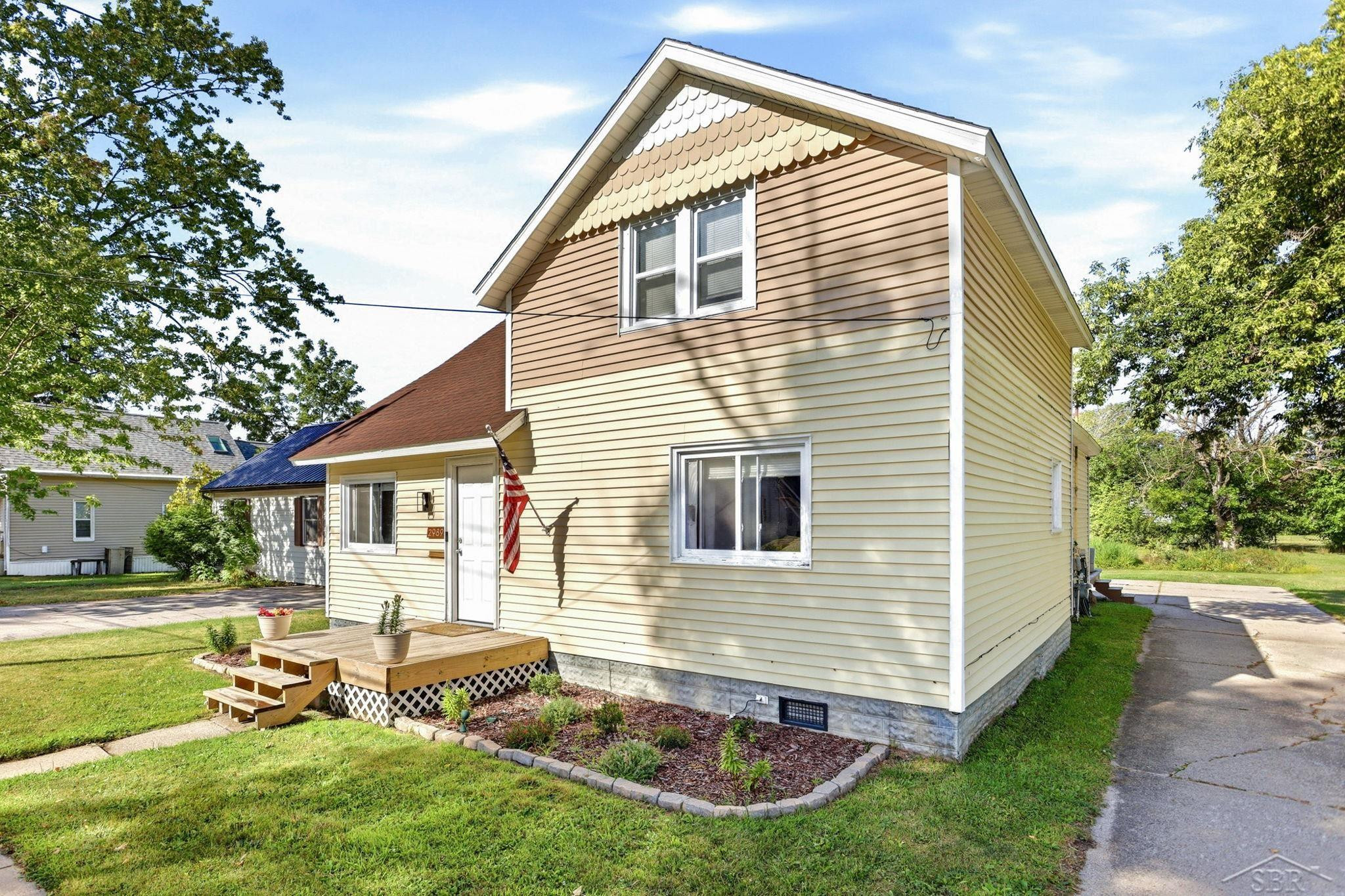 2989 Harrison Street, Saginaw, MI 48604
