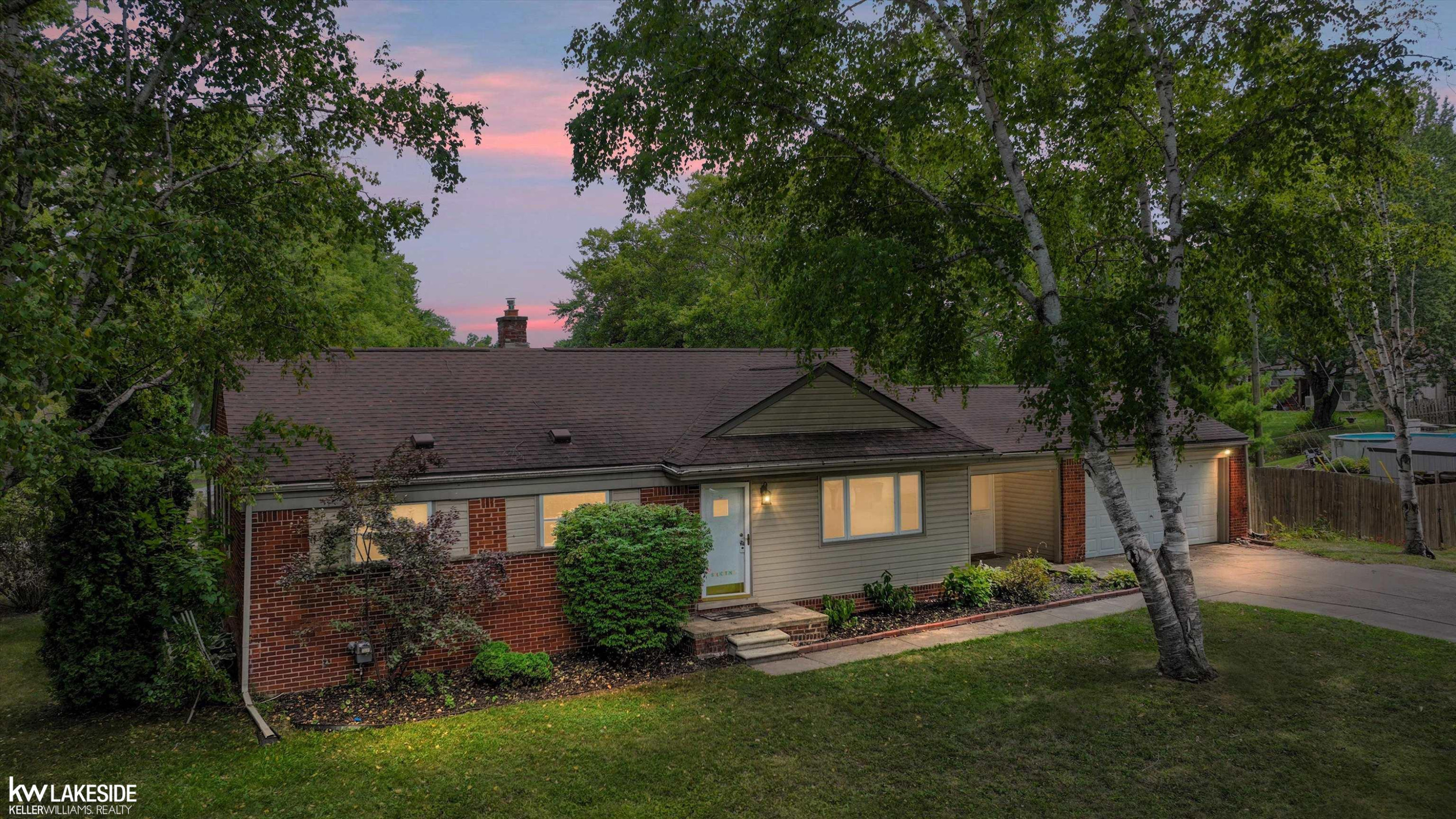 39340 Ferris Street, Clinton Twp, MI 48036