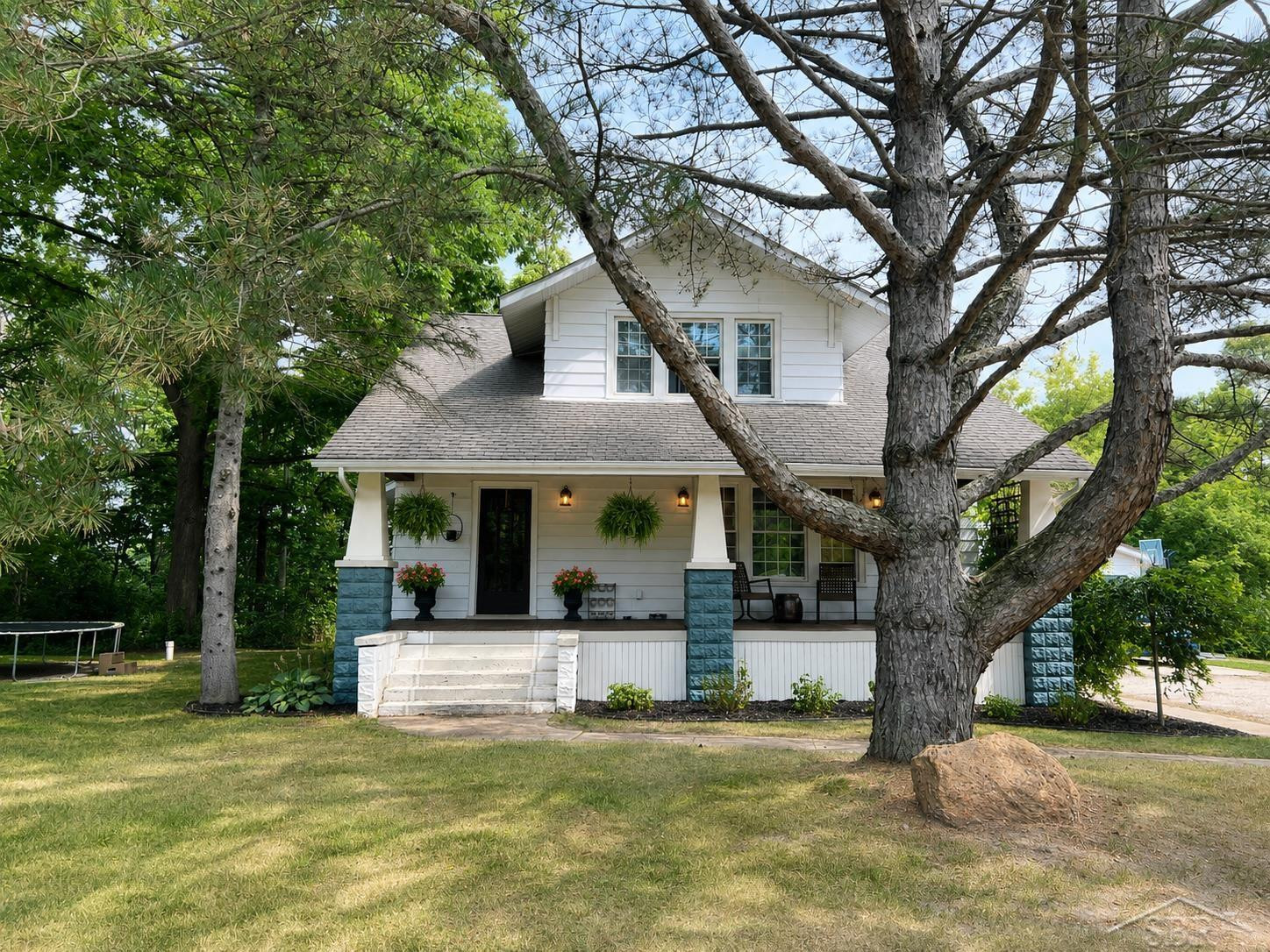 382 Romain Road, Caro, MI 48723