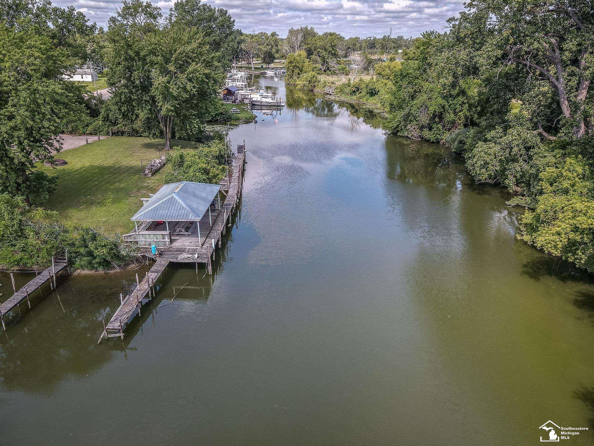 14060 Laplaisance Road, Monroe, MI 48161