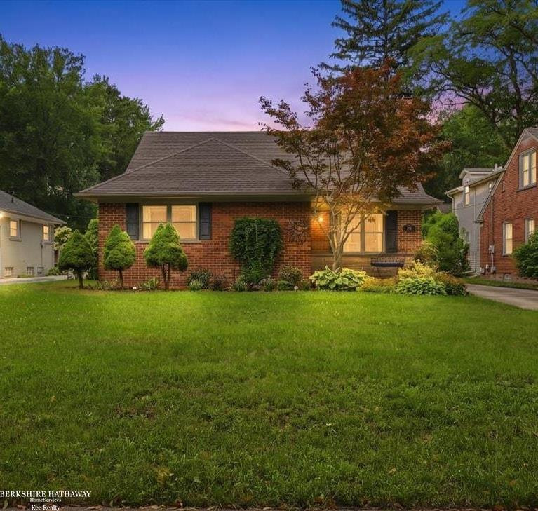 841 Washington Road, Grosse Pointe, MI 48230