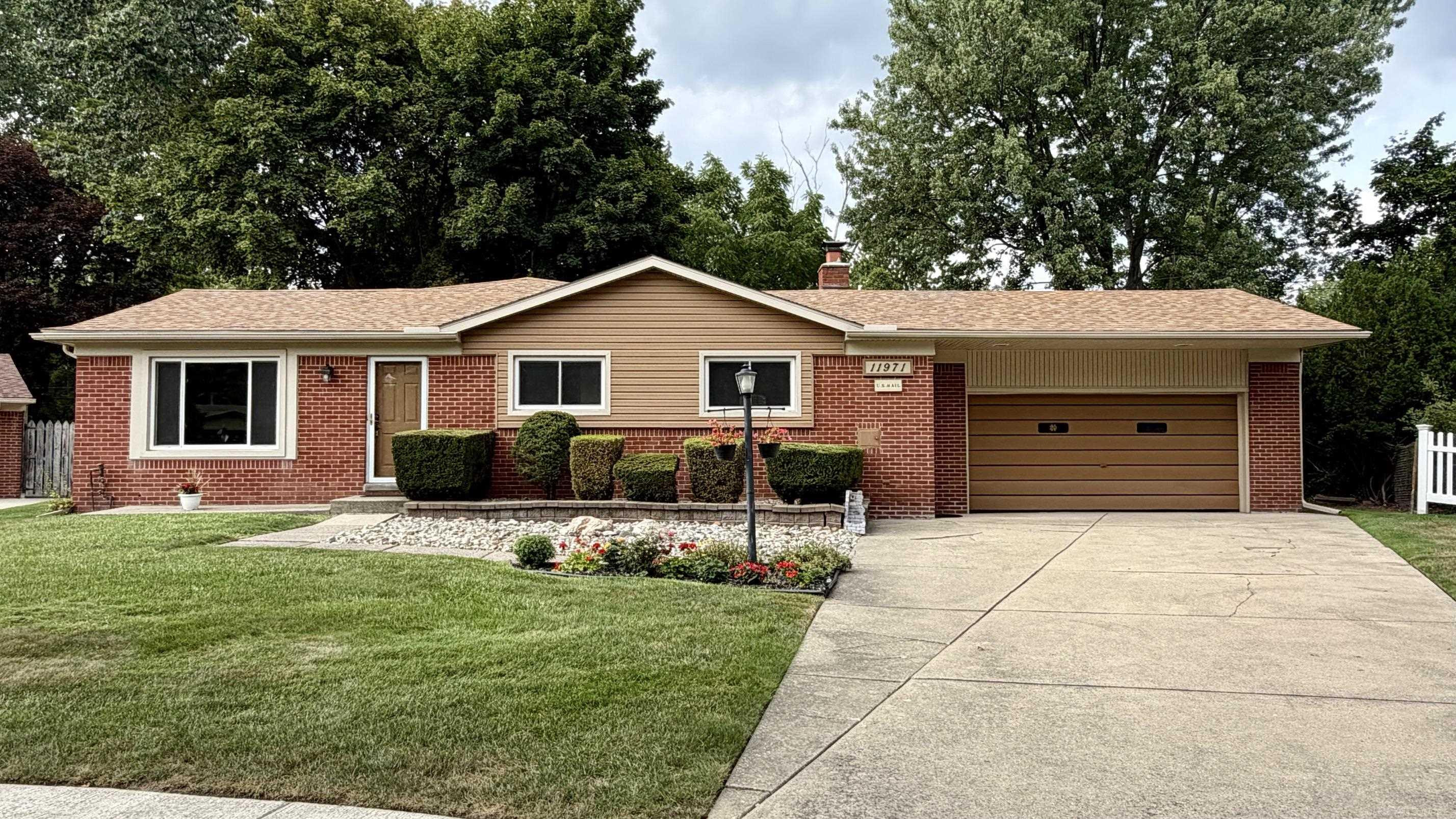 11971 Fairview Drive, Sterling Heights, MI 48312