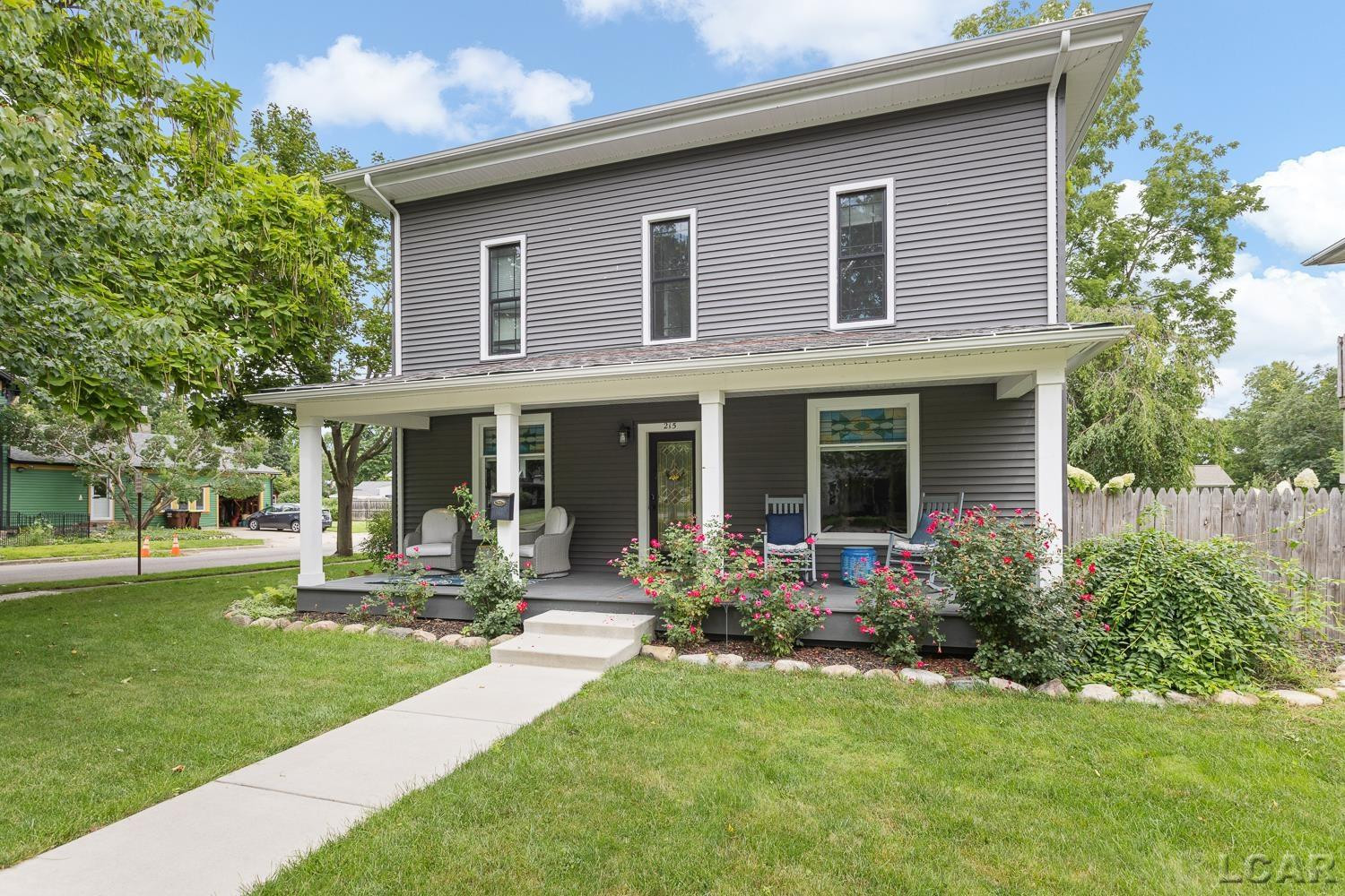 215 W Shawnee Street, Tecumseh, MI 49286