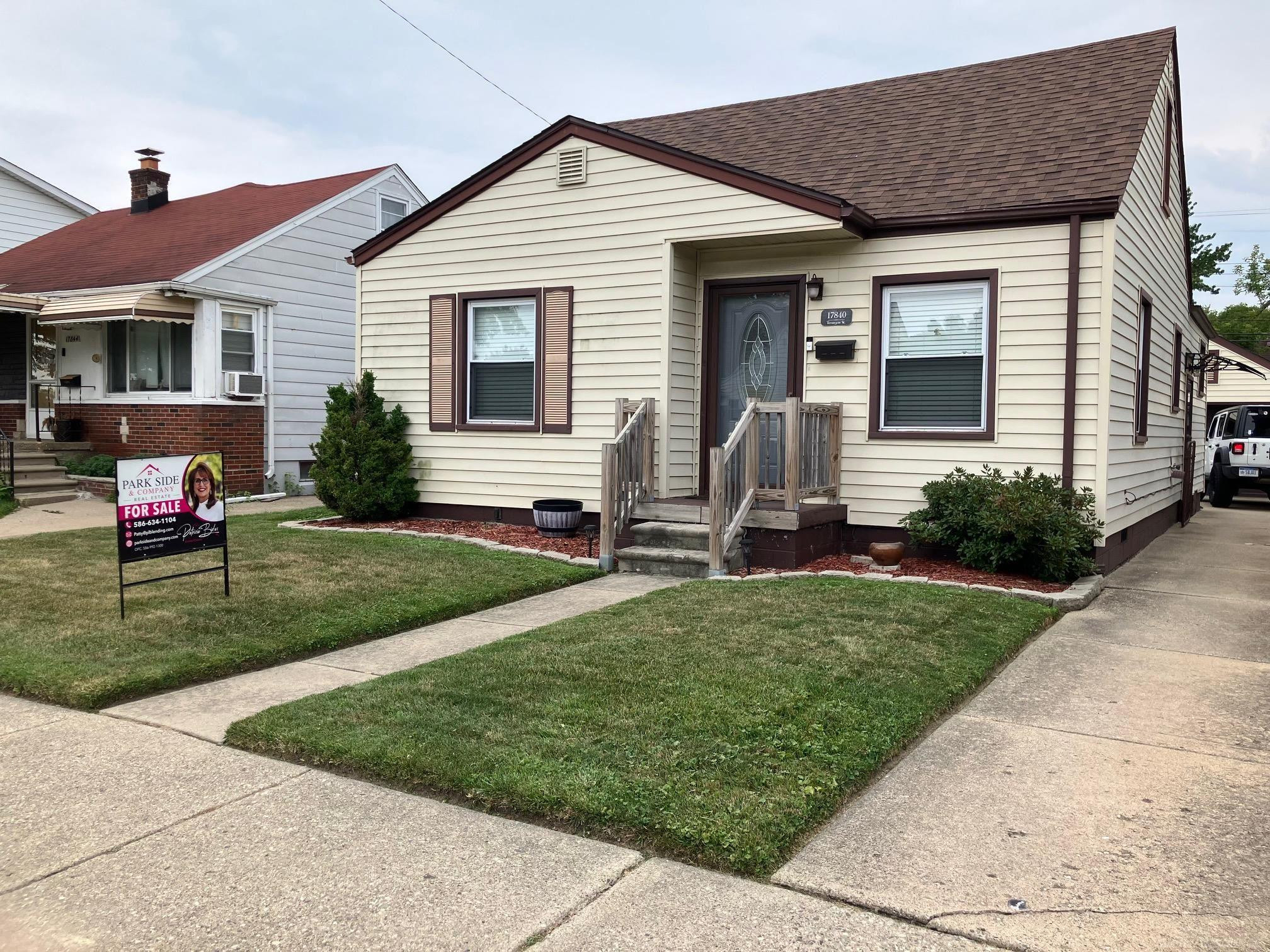 17840 Tennyson Street, Roseville, MI 48066