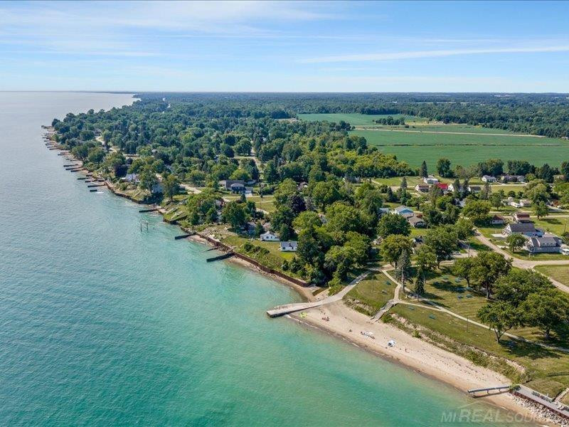 7434 Cardinal Road, Lexington, MI 48450
