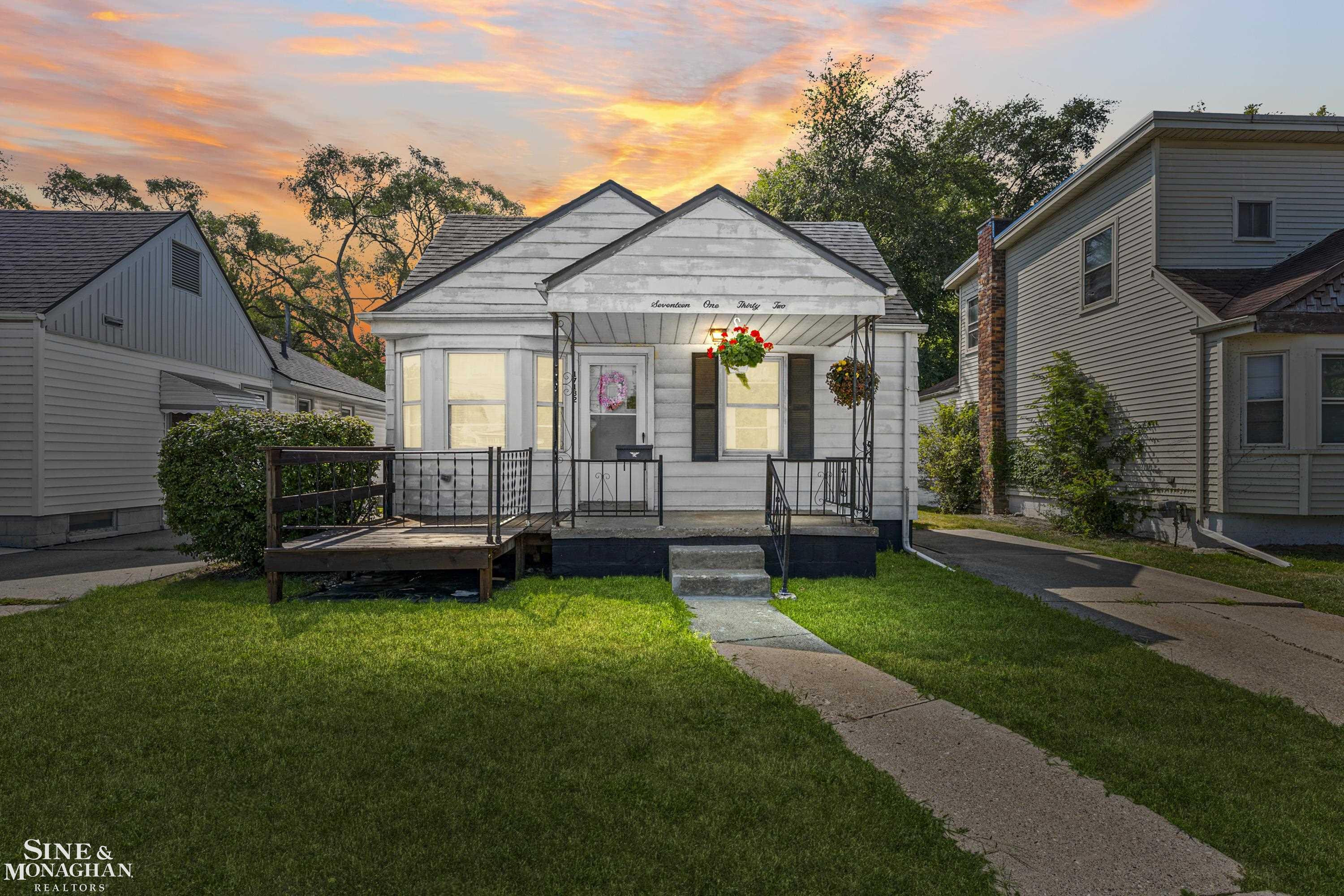 17132 Toepfer Drive, Eastpointe, MI 48021