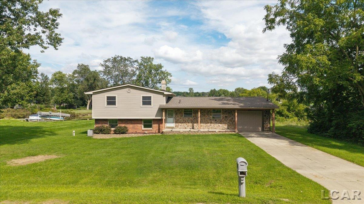 9315 Kingsley Drive, Onsted, MI 49265