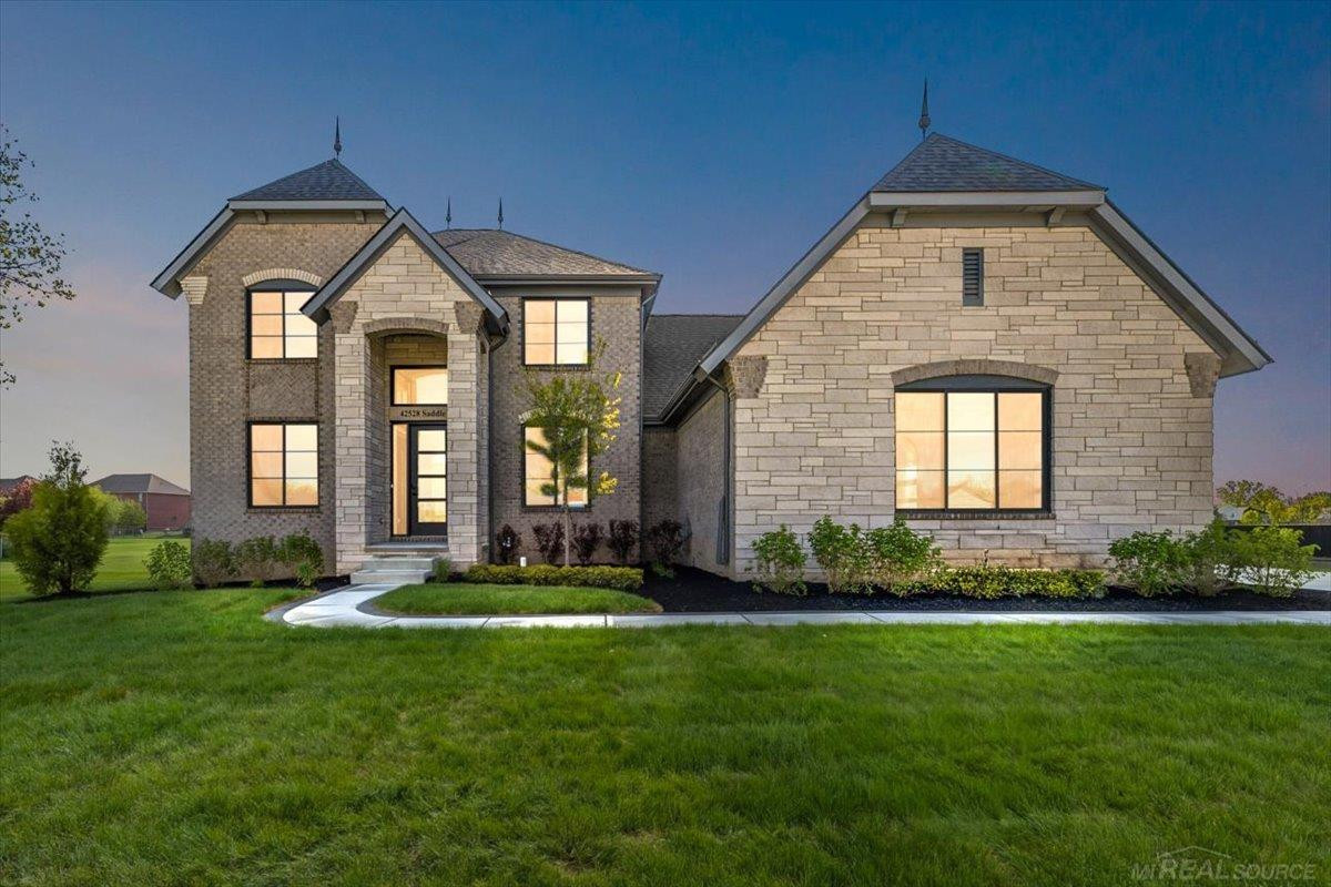 Property photo for 42528 Saddle Lane, Sterling Heights, MI 48314