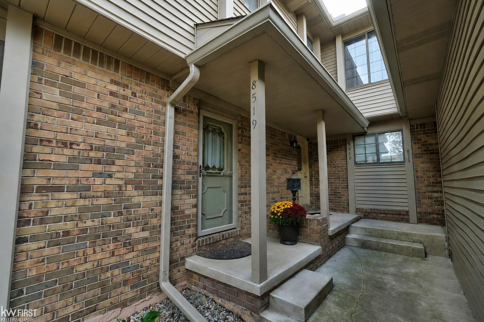 8519 Pepper Ridge Drive, Unit 32, Grand Blanc, MI 48439