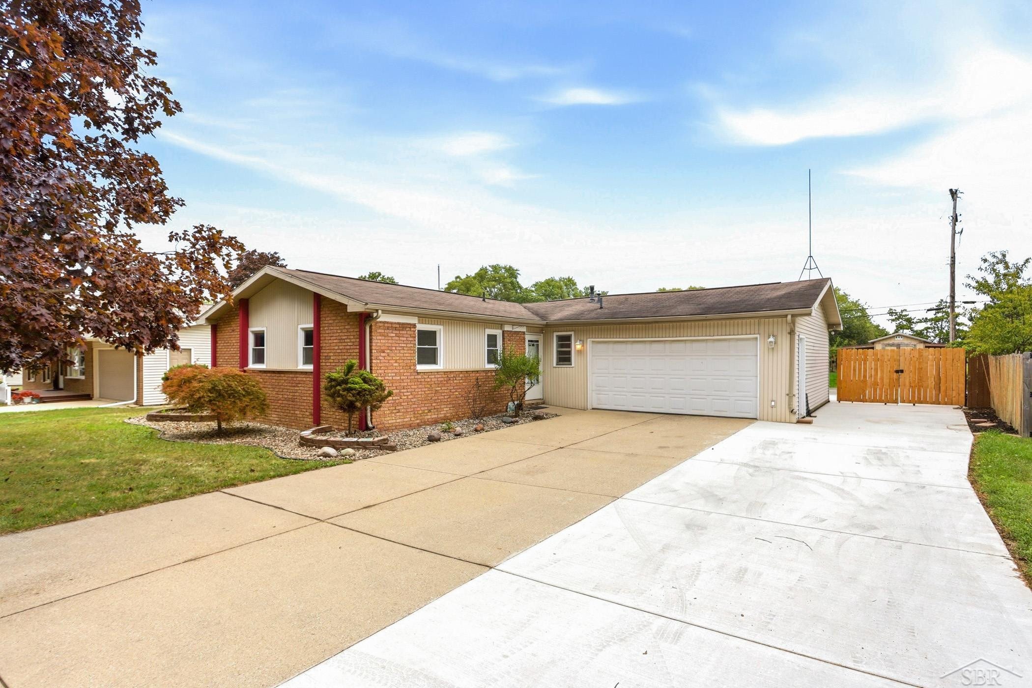 2904 Clayburn Road, Saginaw, MI 48603