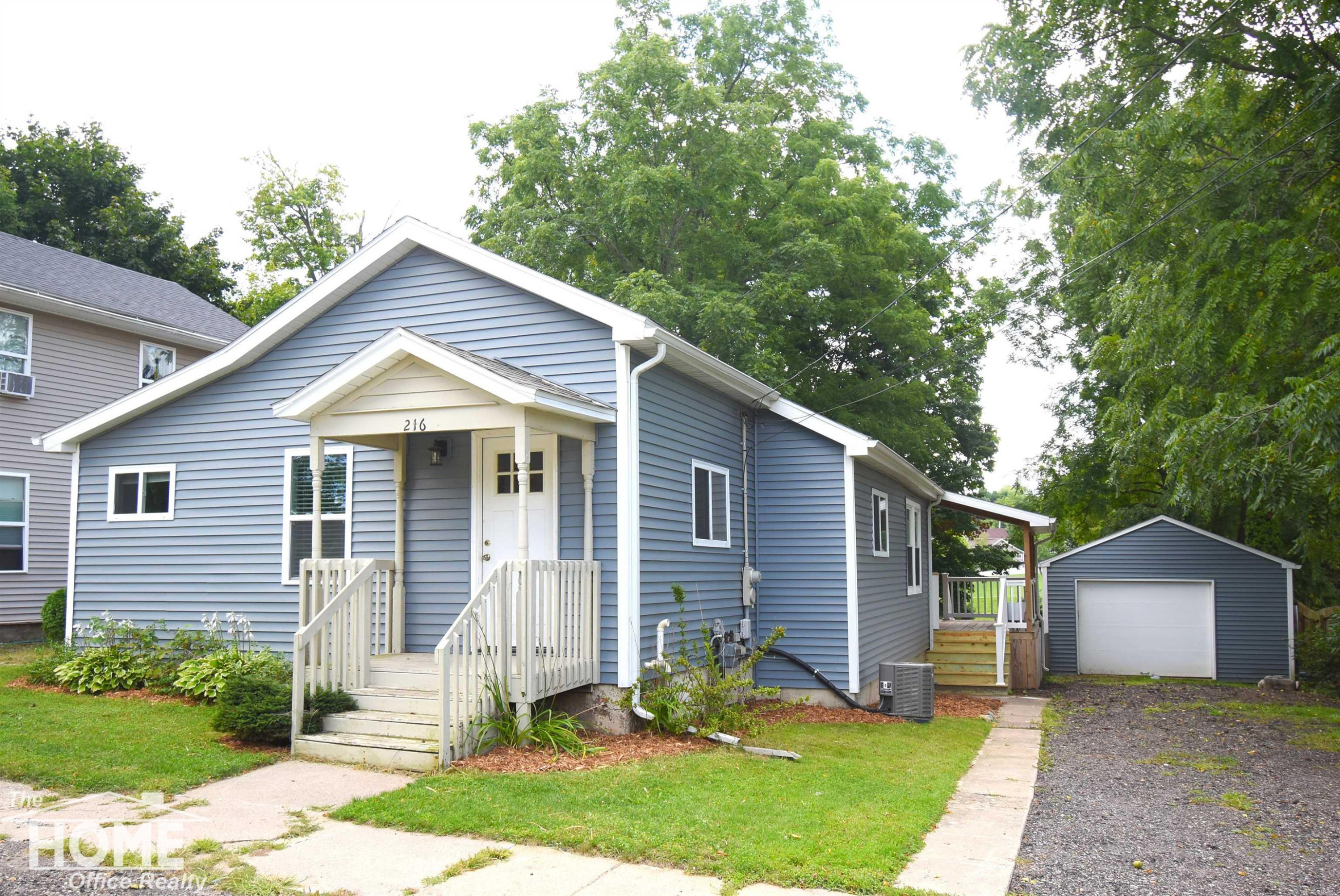 216 N Laing Street, Laingsburg, MI 48848