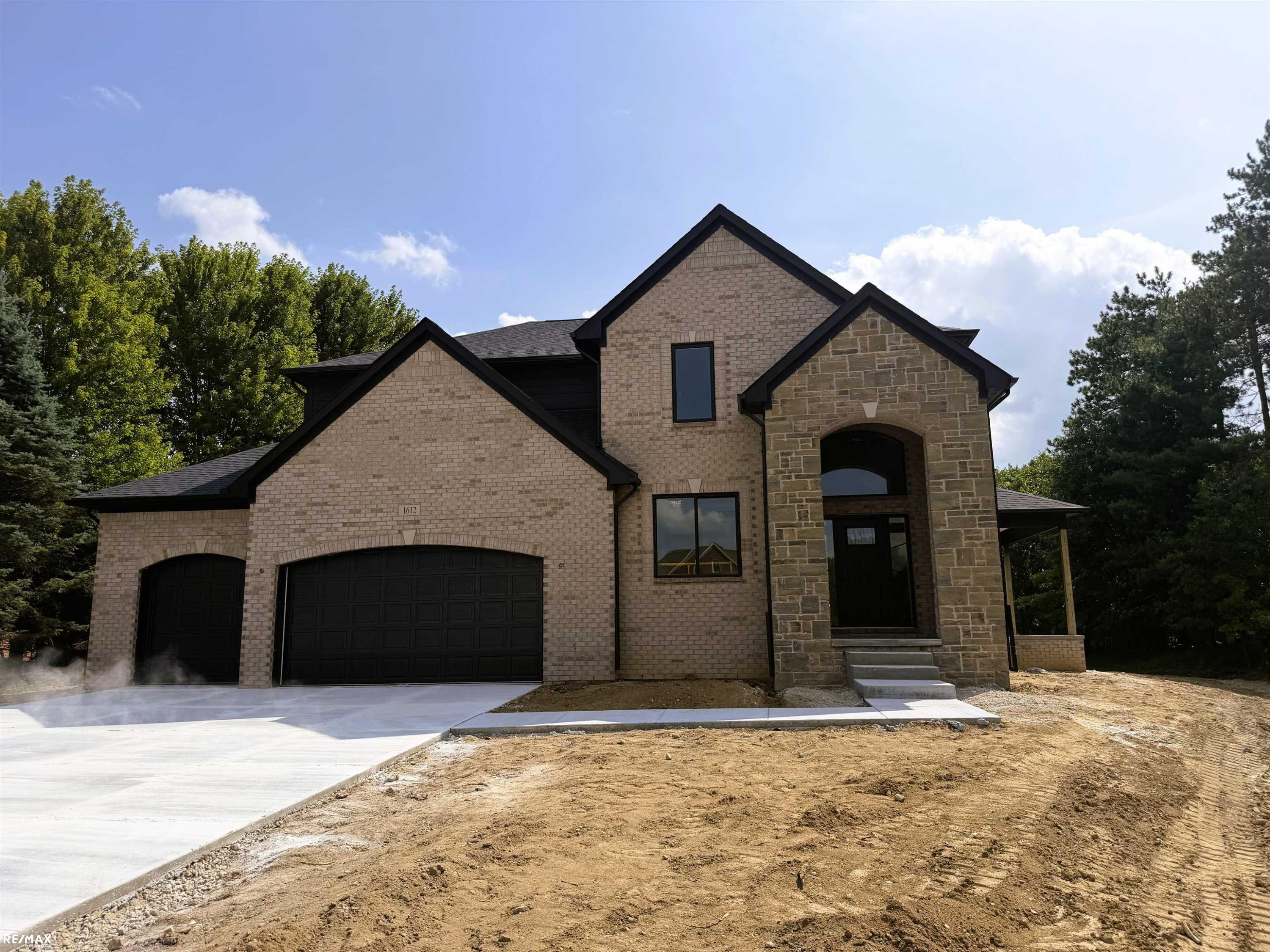 Property photo for 1612 Royal Birkdale Drive, Oxford, MI 48371