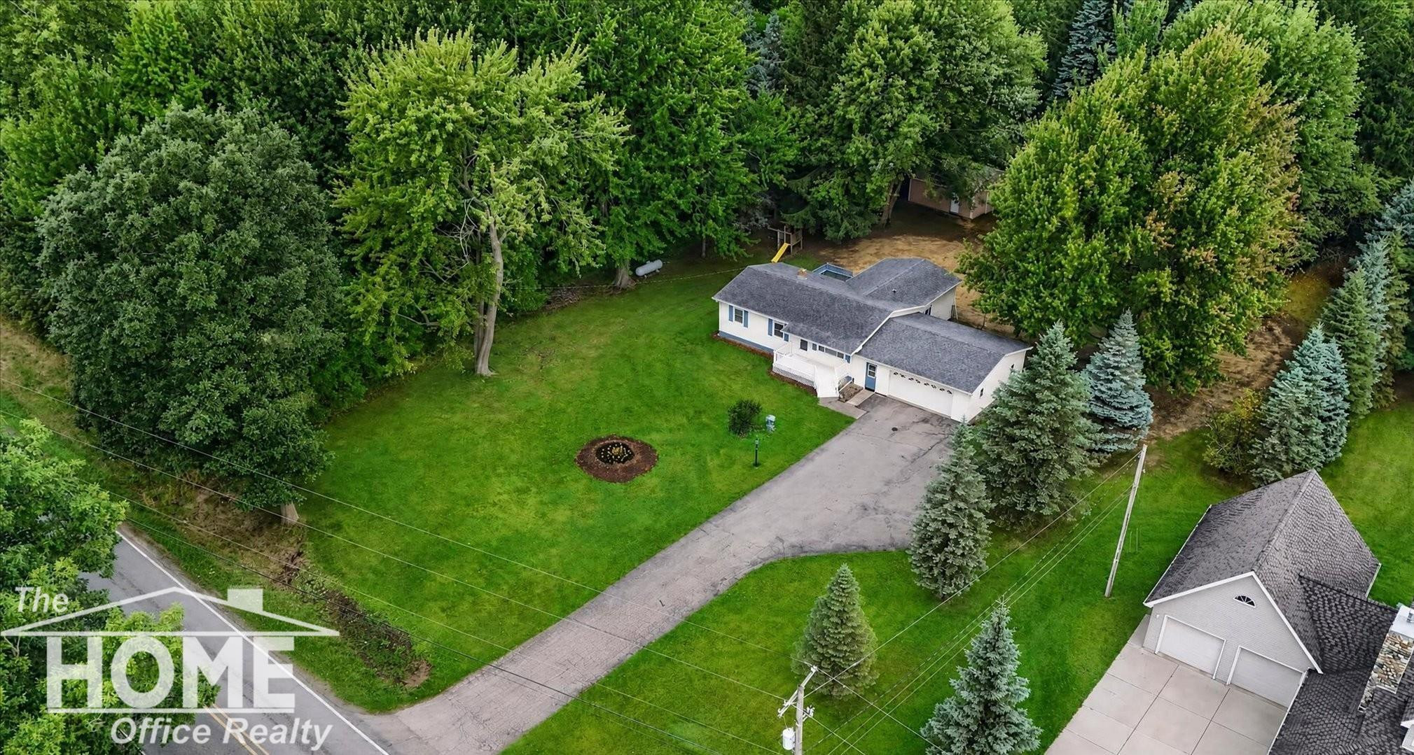 2711 E Hibbard Road, Corunna, MI 48817