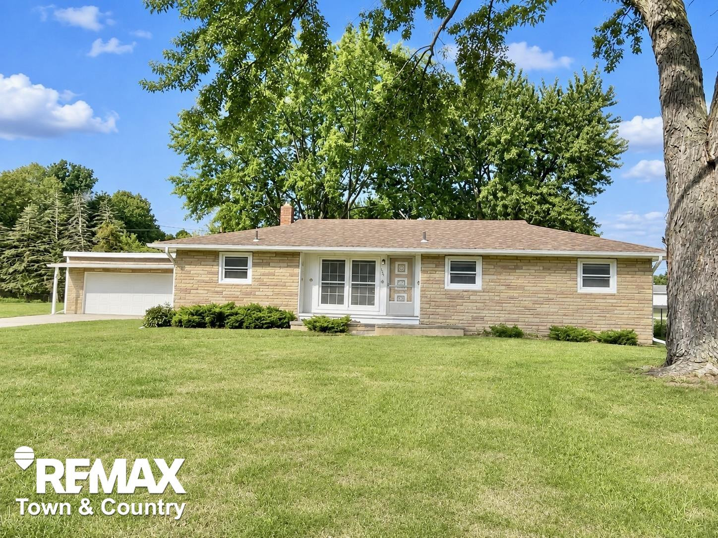 626 S Mckinley Road, Flushing, MI 48433