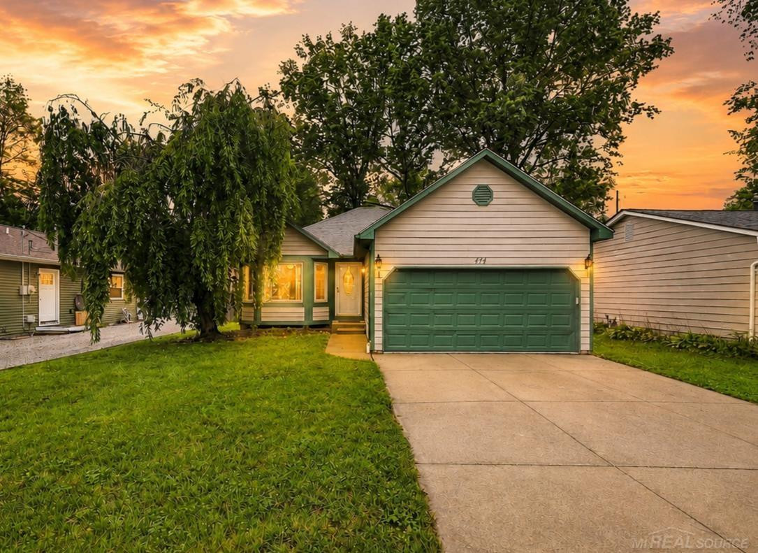 474 Maple Street, Algonac, MI 48001