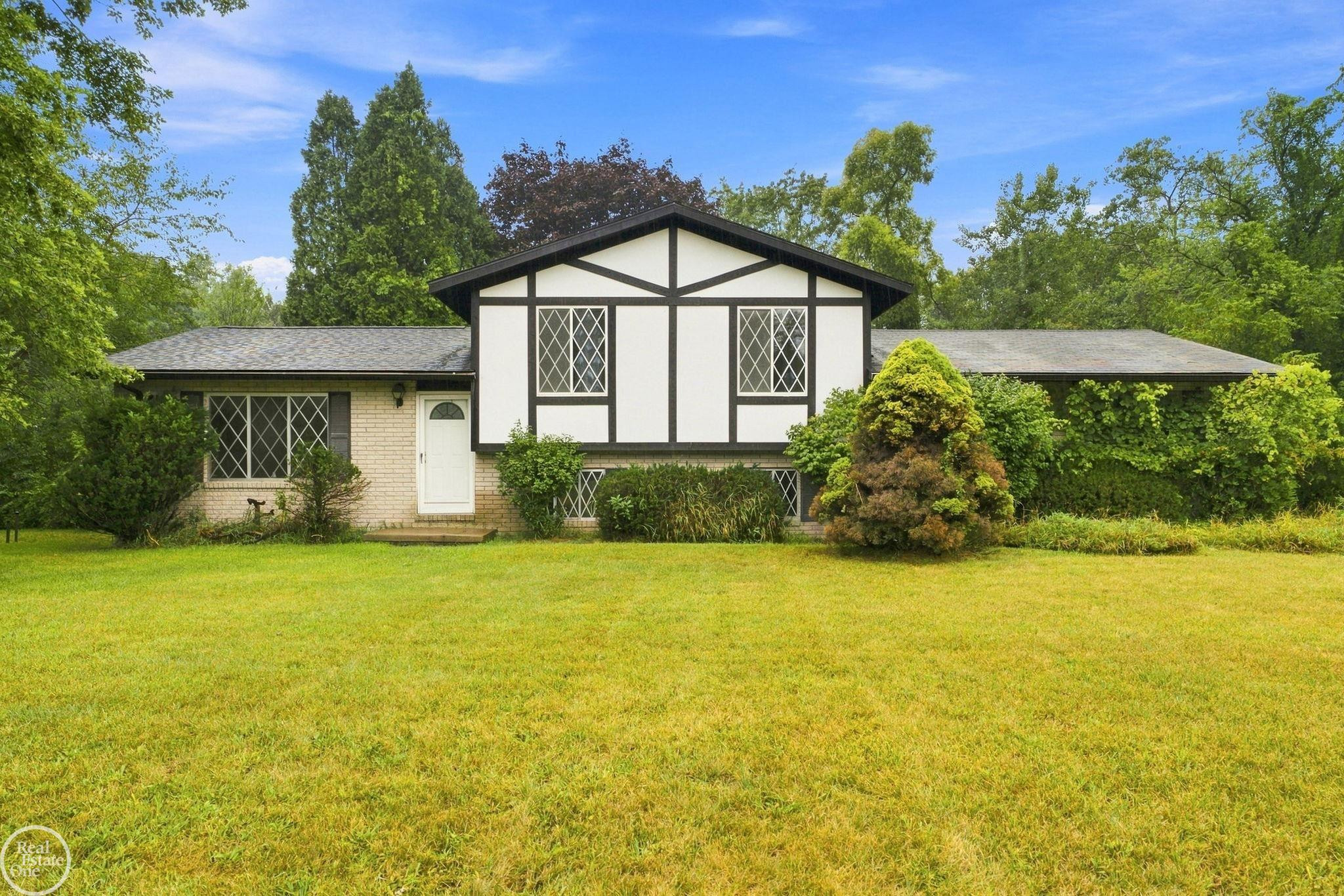 1550 Orban Road, Milford, MI 48380