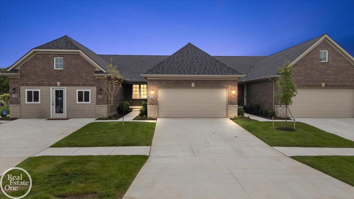 5816 Greenview Street, Unit #2, Warren, MI 48092