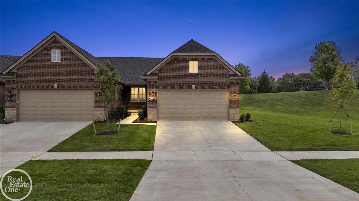 5804 Greenview Street, Unit #4, Warren, MI 48092