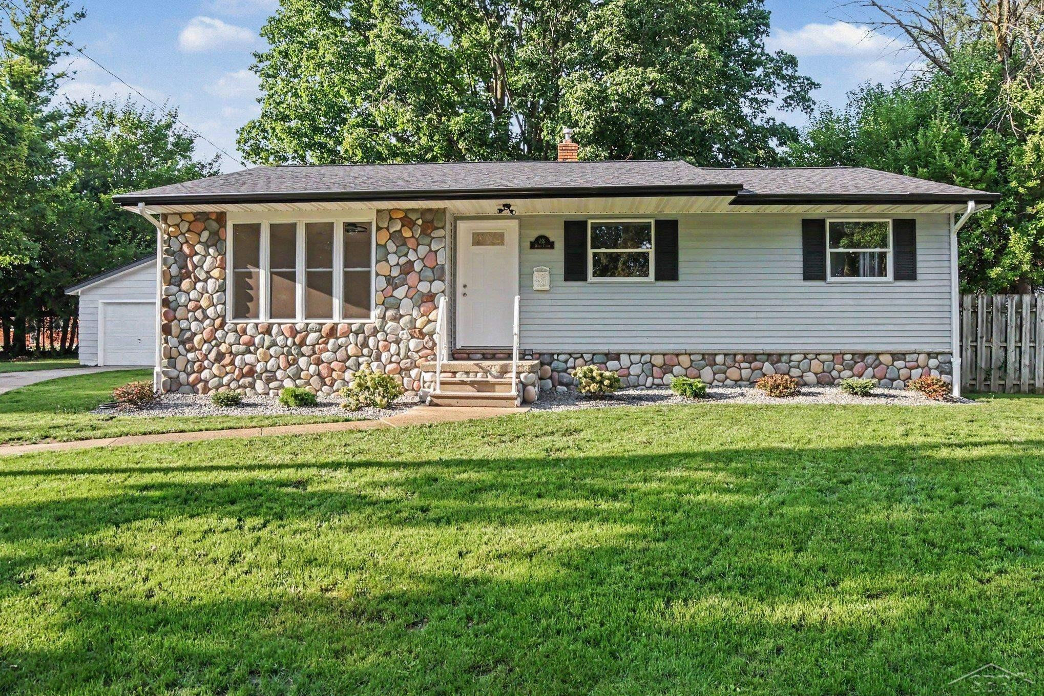28 Ruhlig Court, Saginaw, MI 48602