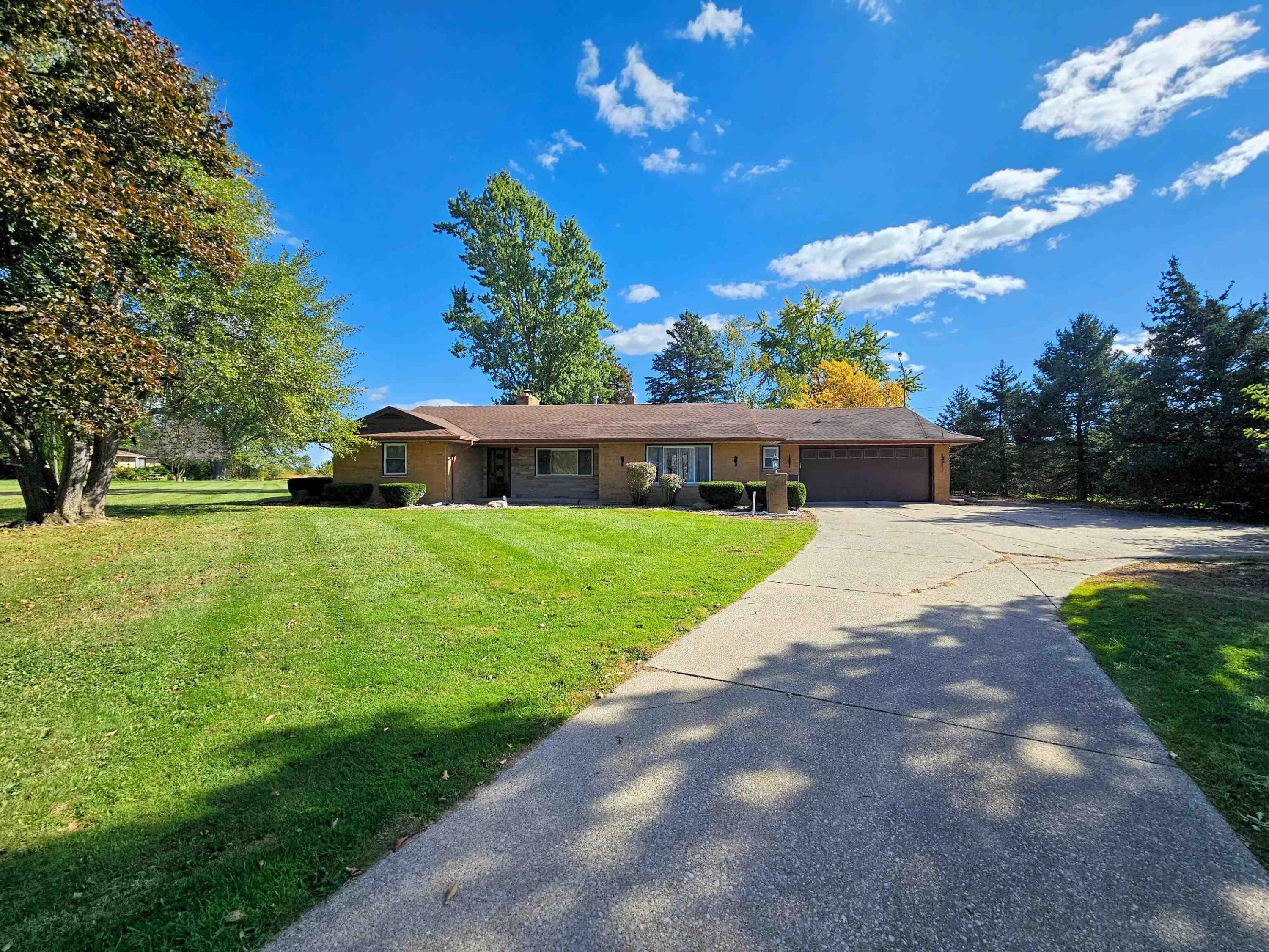 1143 W Wilson Road, Clio, MI 48420