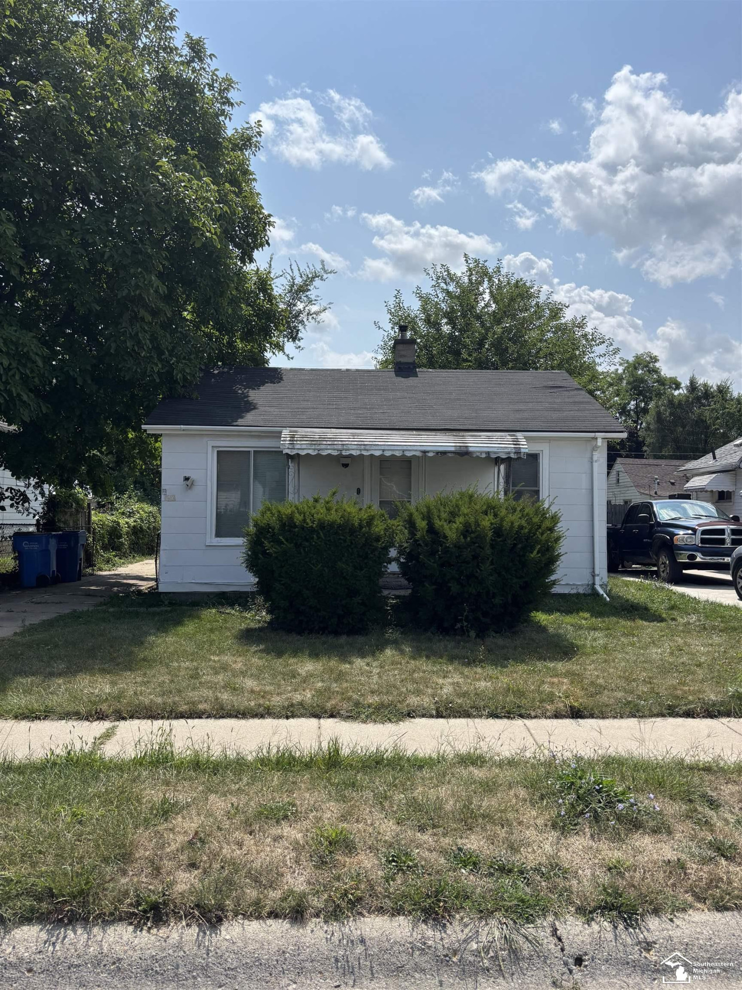 7616 Meadow Street, Warren, MI 48091