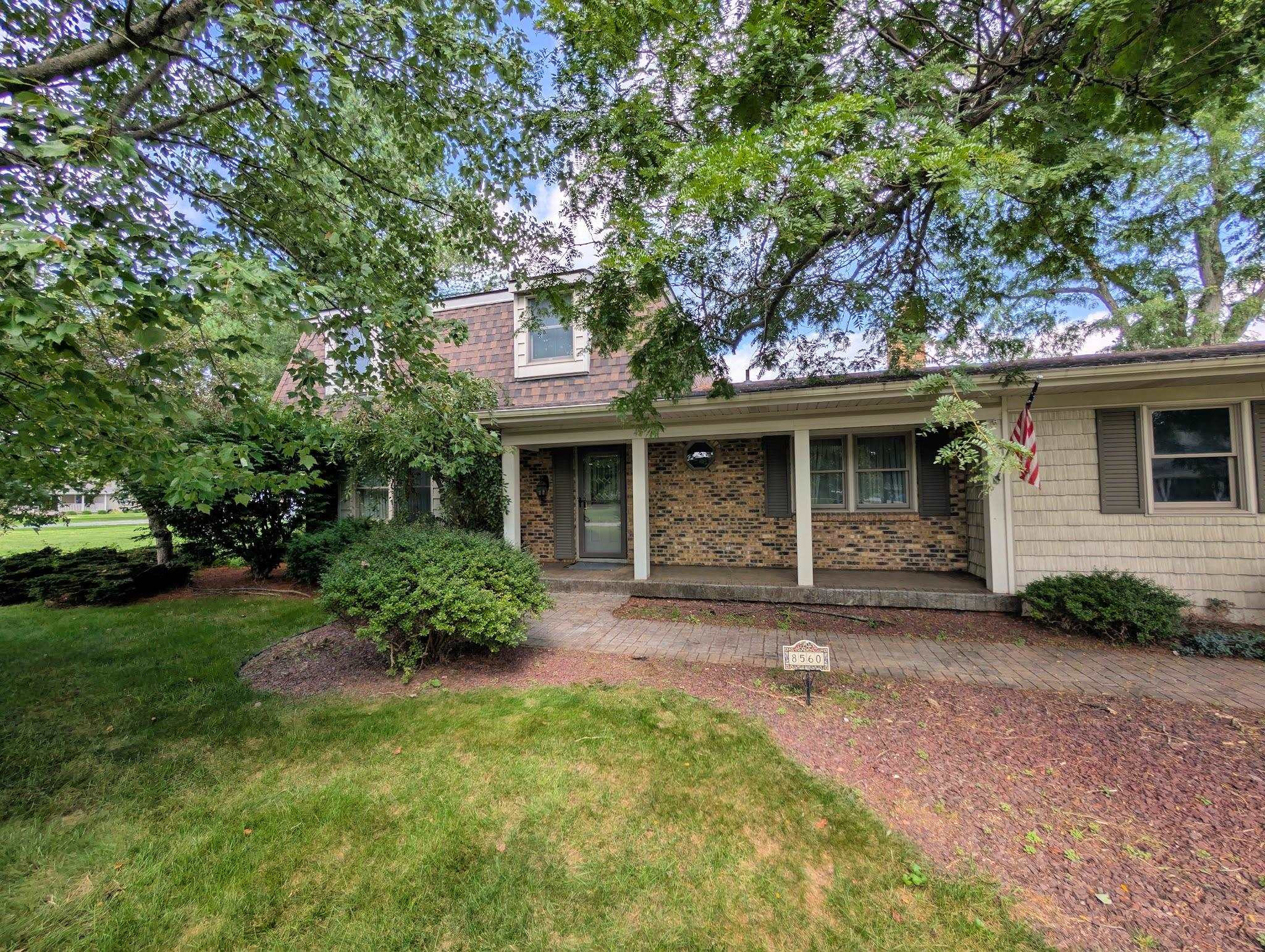 8560 Appleblossom Lane, Flushing, MI 48433