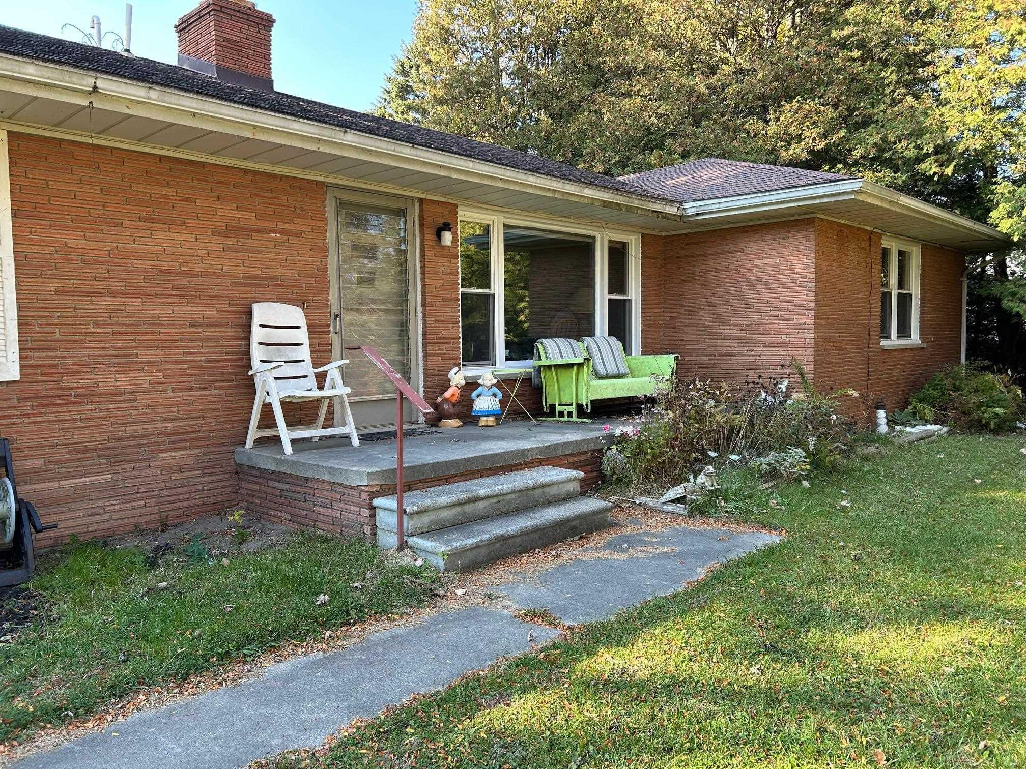 5996 Lakeshore Road, Lexington, MI 48450