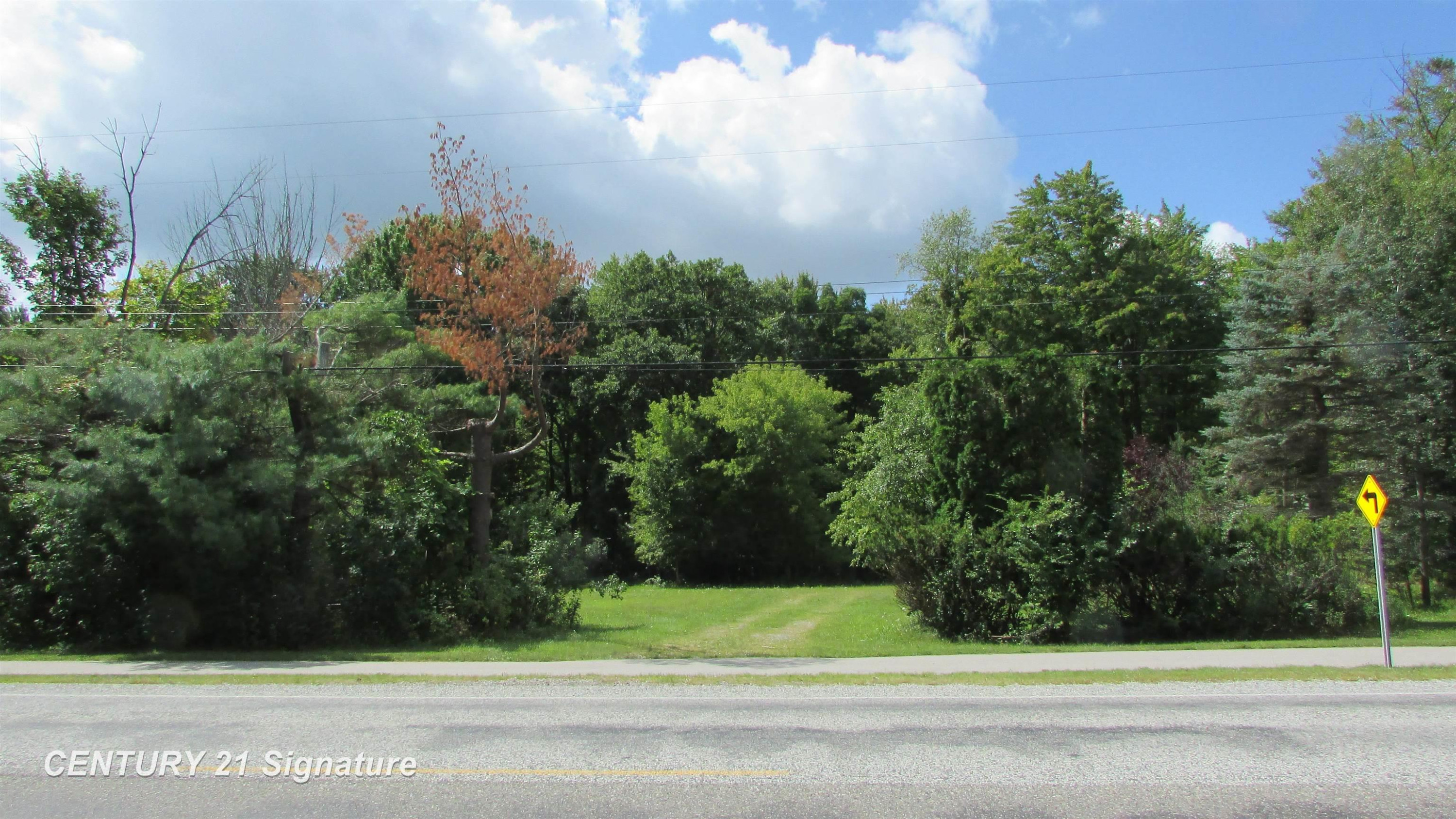 9465 Midland Road, Freeland, MI 48623