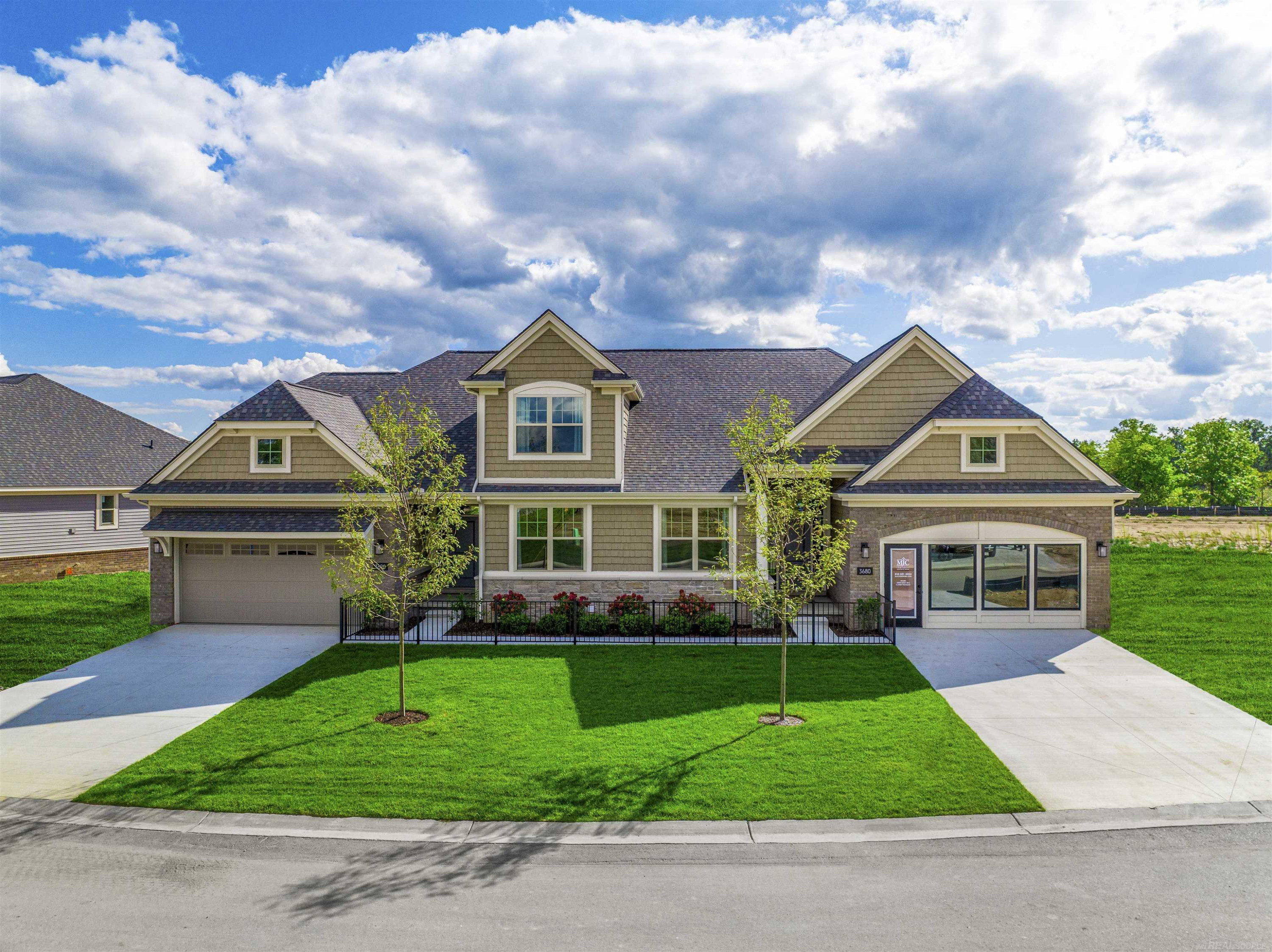 3940 Chatham Place, 94, Brighton, MI 48114