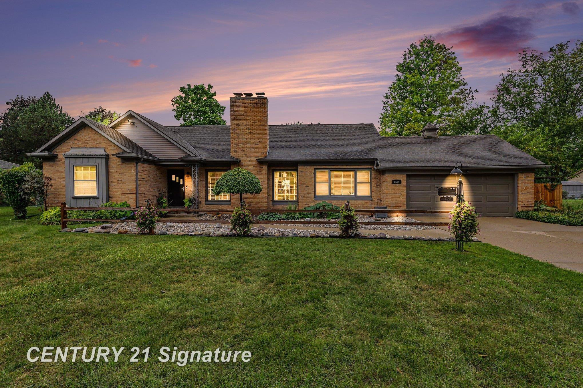 1375 Lathrup Park, Saginaw, MI 48638