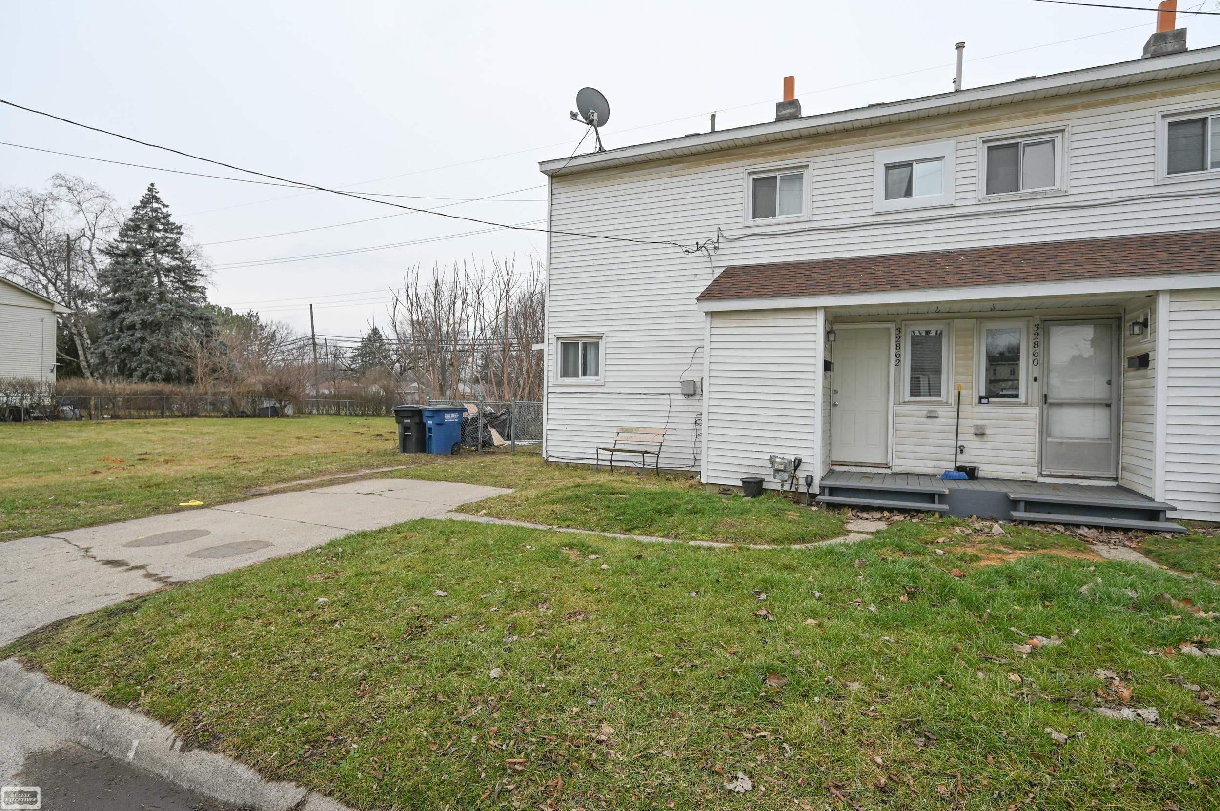 32860 Mecosta Court, Westland, MI 48168
