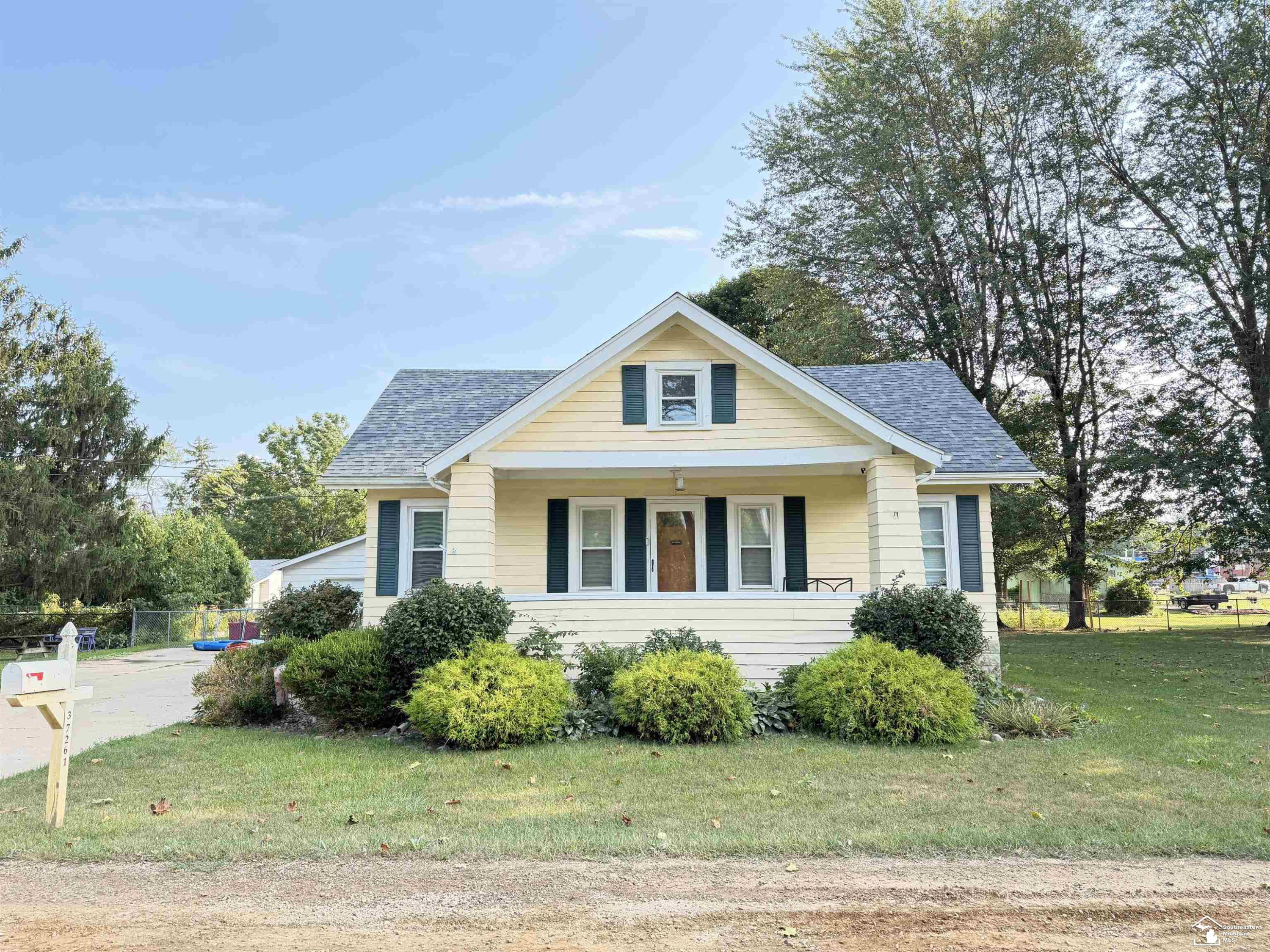 37261 ELLIS Street, New Boston, MI 48164