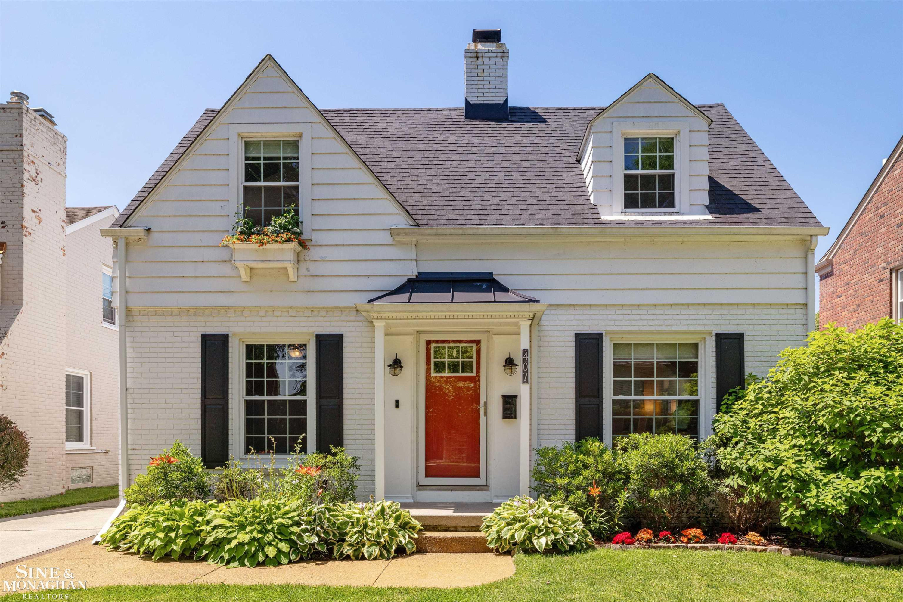 407 Lothrop Road, Grosse Pointe Farms, MI 48236