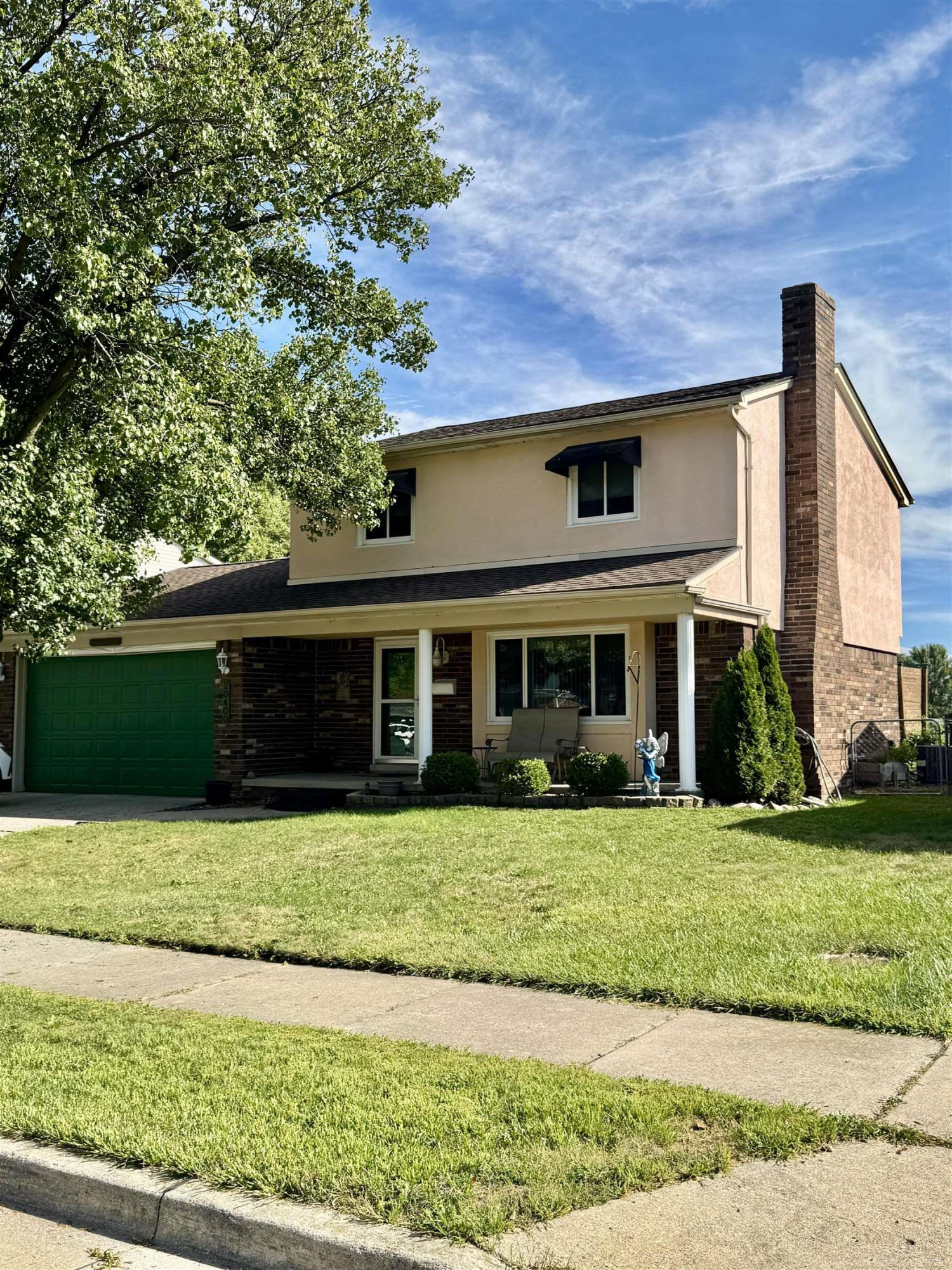 20400 Pleasant Street, Saint Clair Shores, MI 48080
