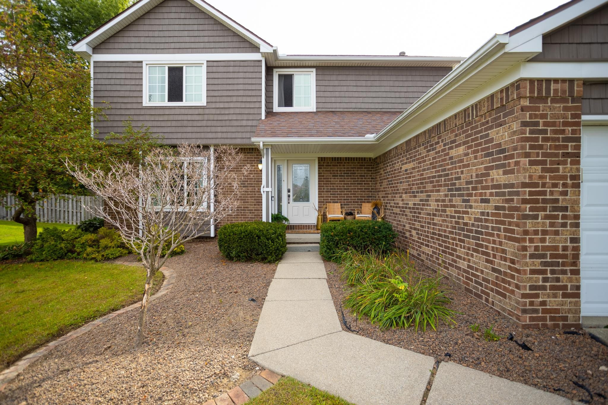 5045 Rockwood Drive, Grand Blanc, MI 48439