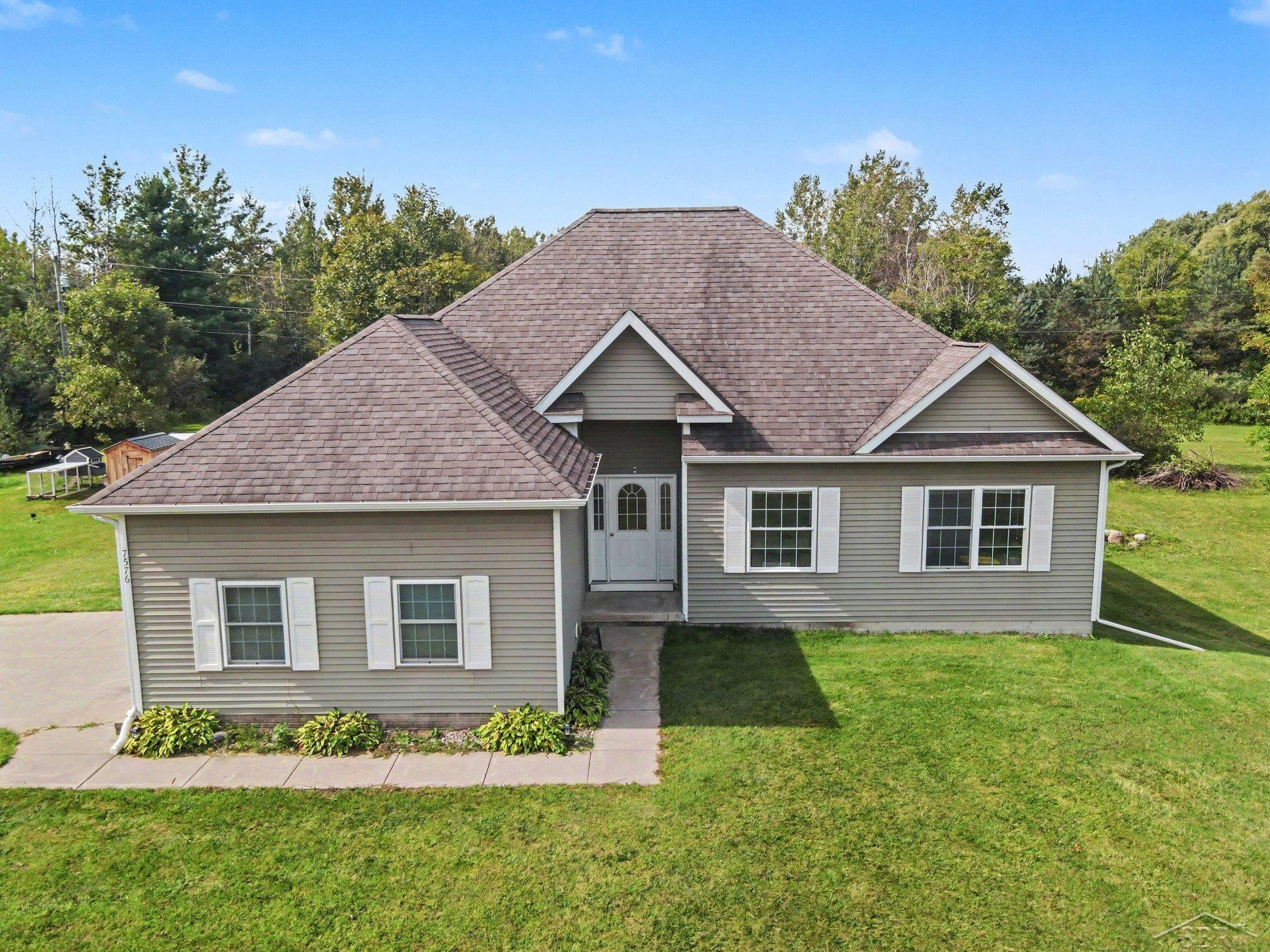 7576 Podunk Drive, Millington, MI 48746