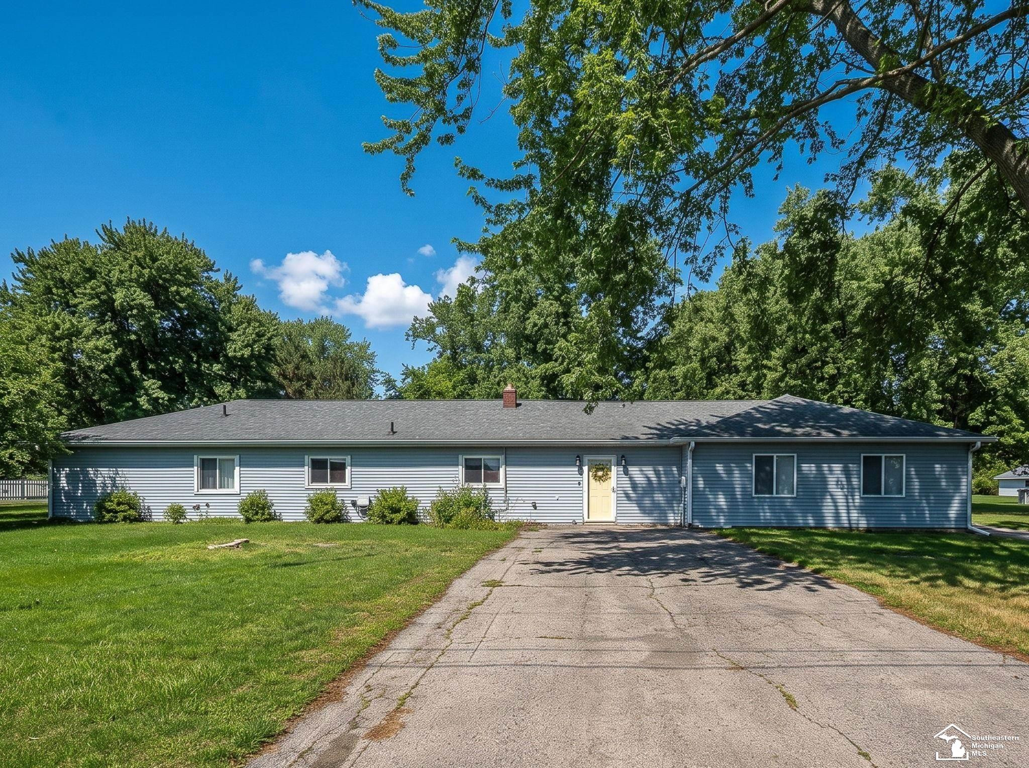 2525 Reinhardt Road, Monroe, MI 48162