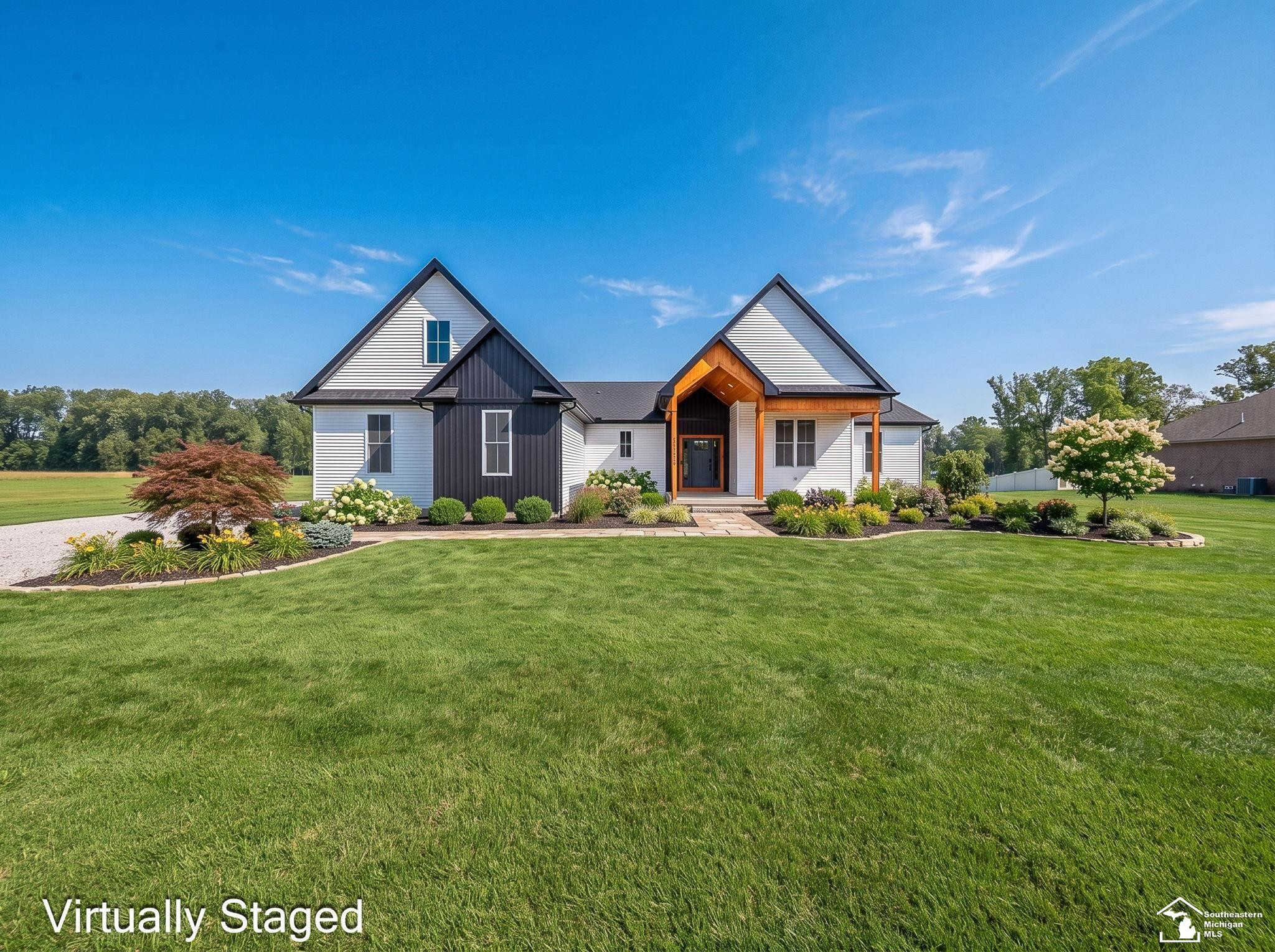 2706 S Custer Road - Photo 2