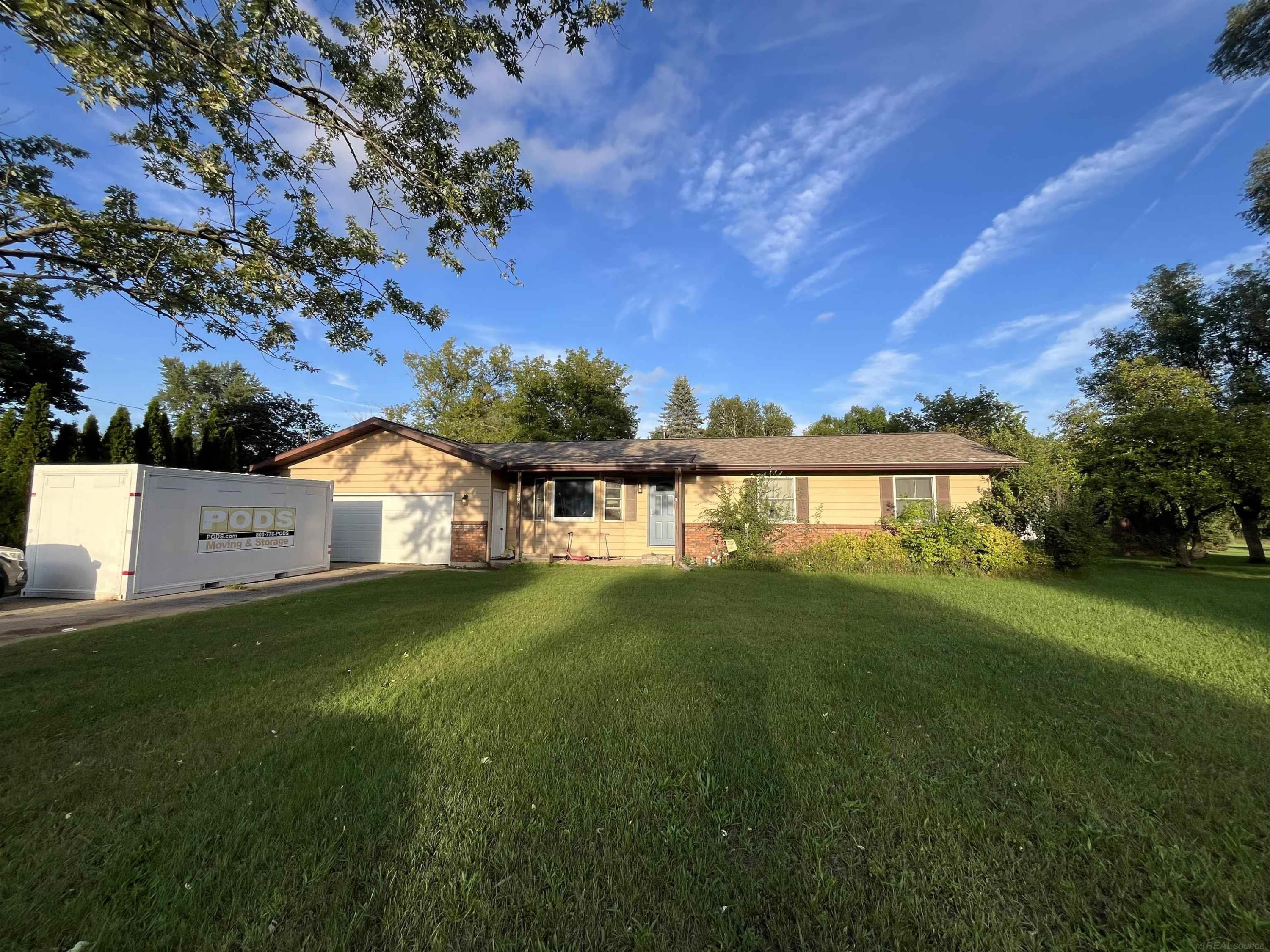 390 6th Street, Cedar Springs, MI 49319