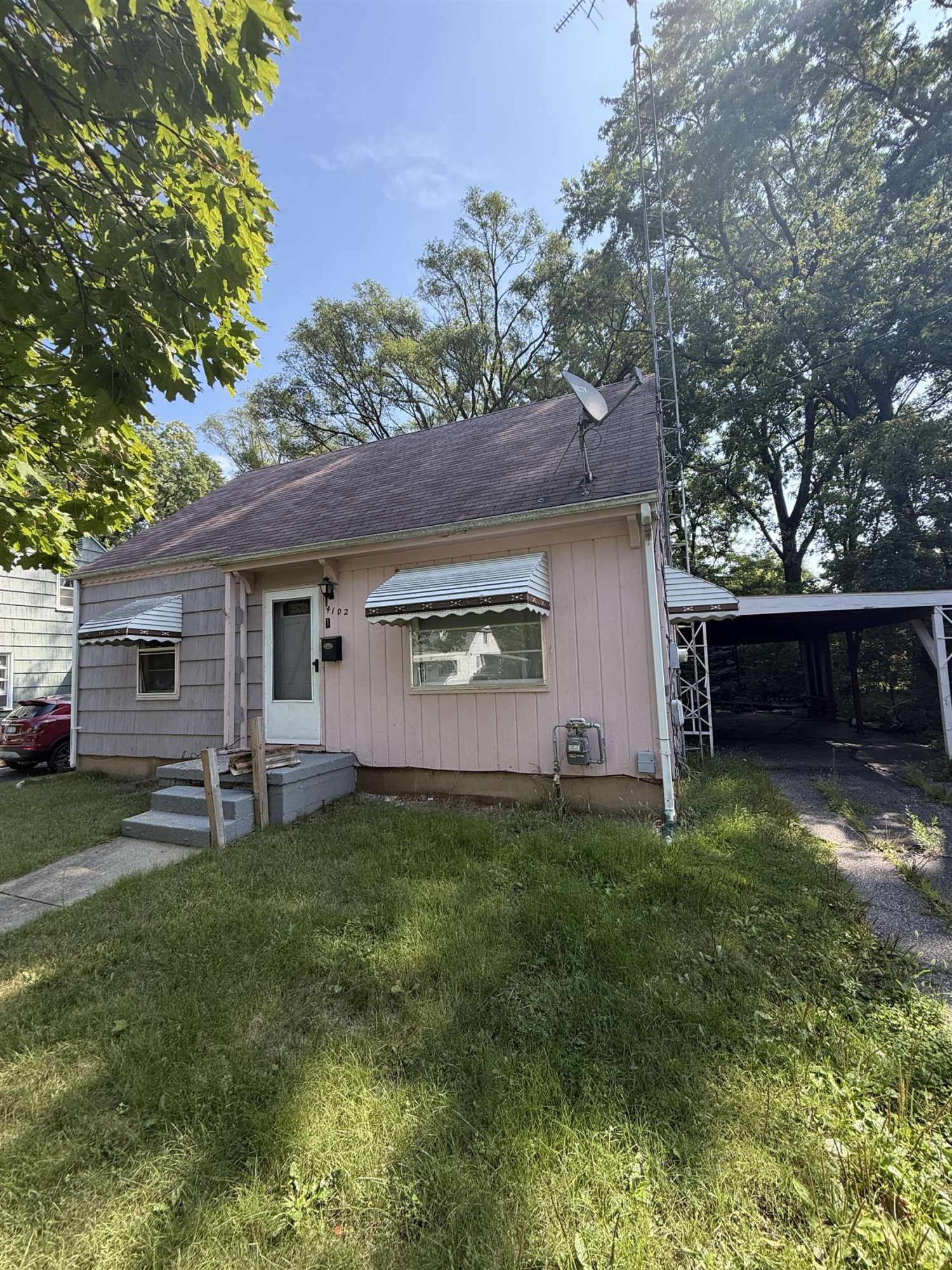 4102 Lawndale Avenue, Flint, MI 48504