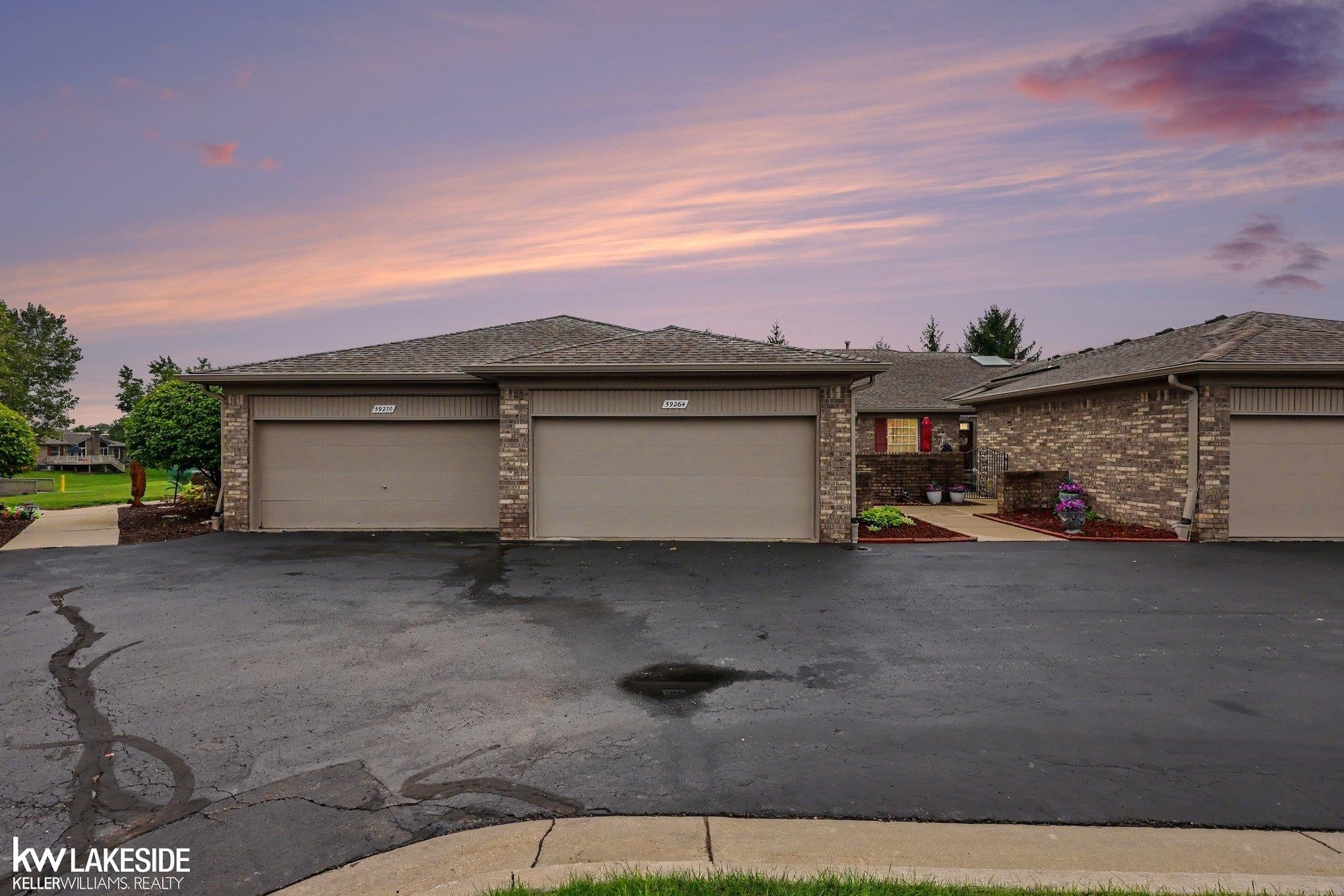 59264 Royal Oak Court, Washington, MI