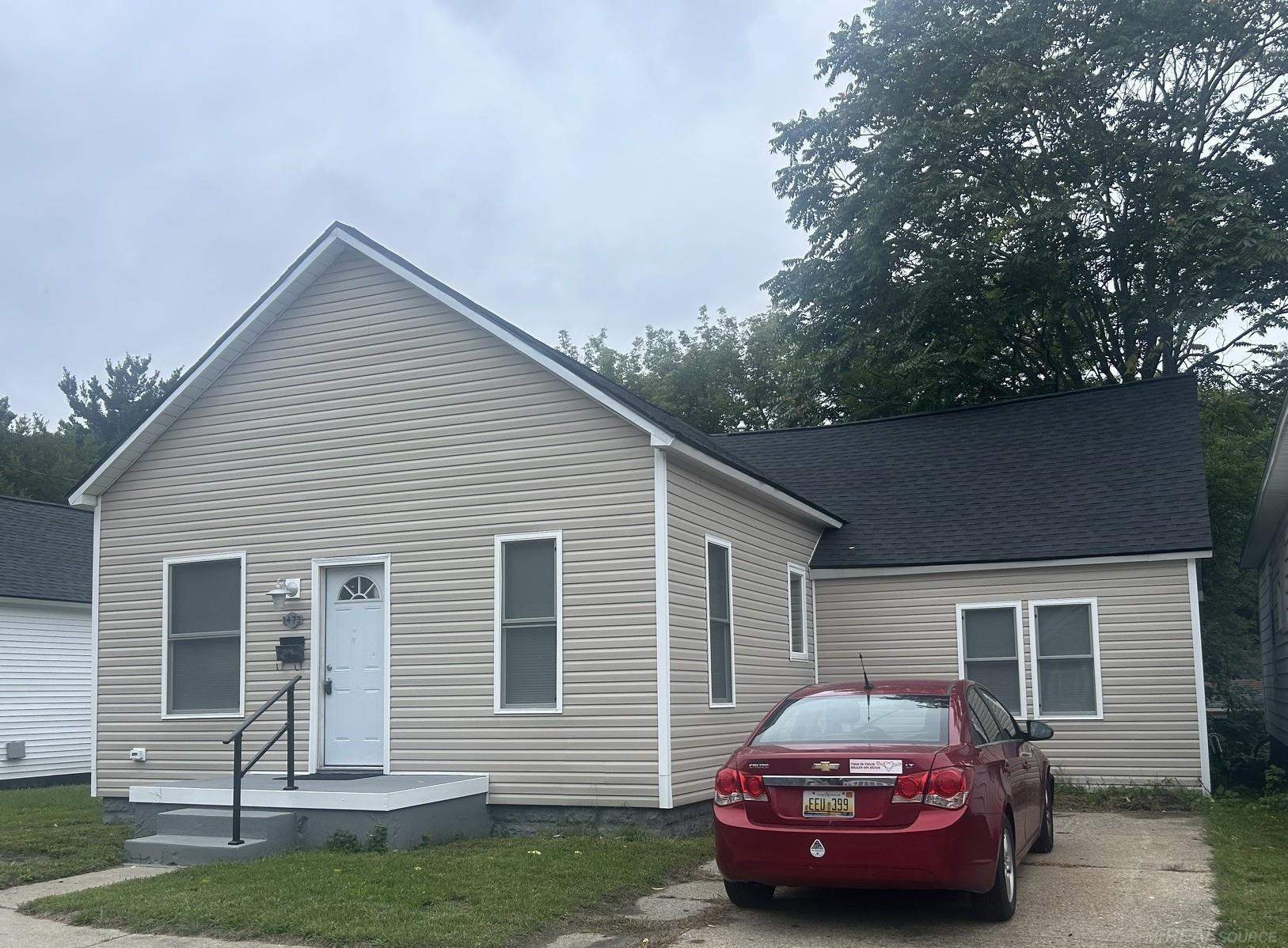 1473 Division Street, Muskegon, MI 49441