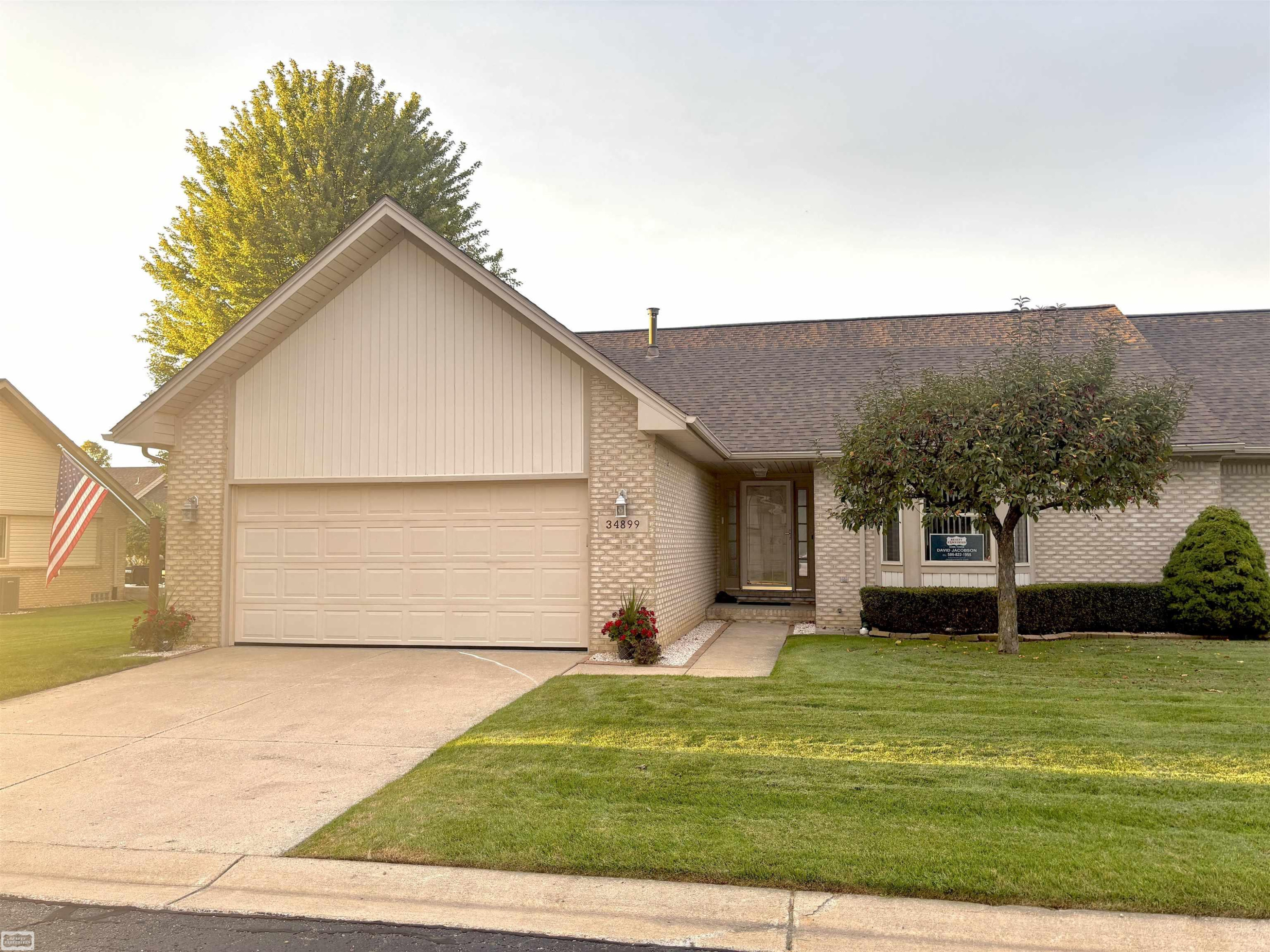 34899 Pheasant Rdg Ridge, Richmond, MI 48062