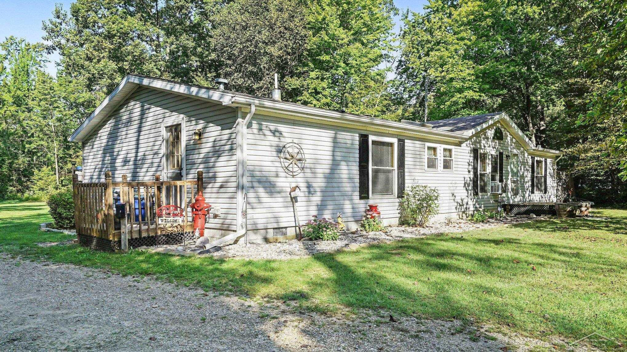 2410 S Loomis Road, Mount Pleasant, MI 48858